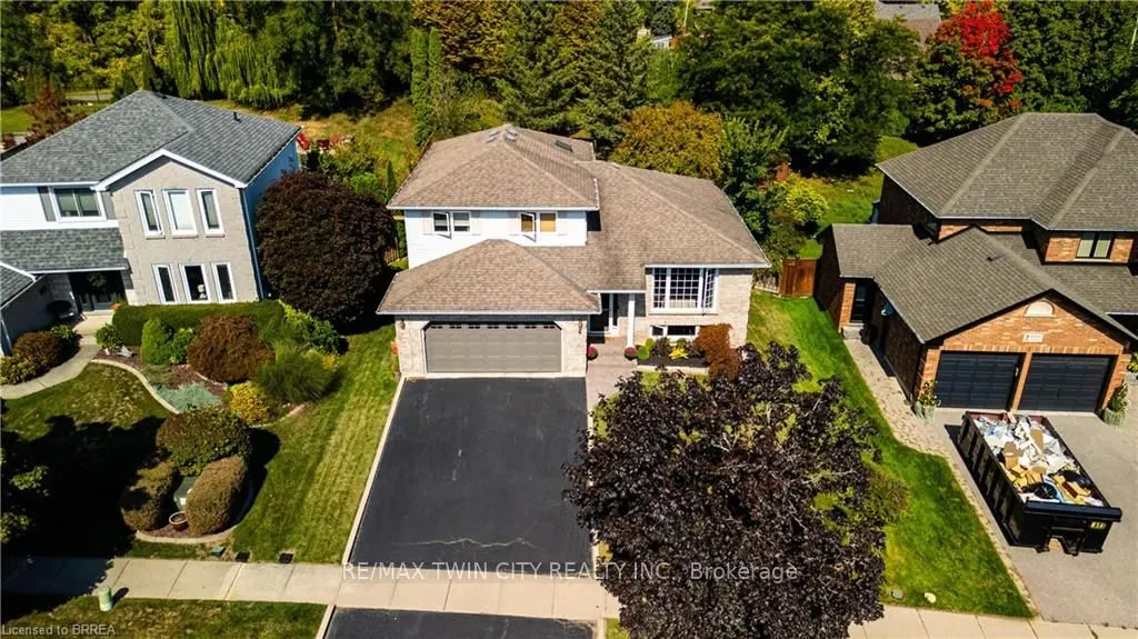 4 Macbride Court