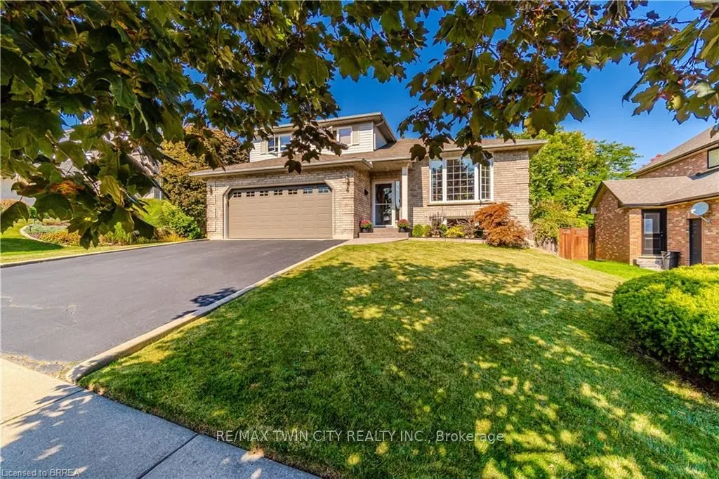 4 Macbride Court