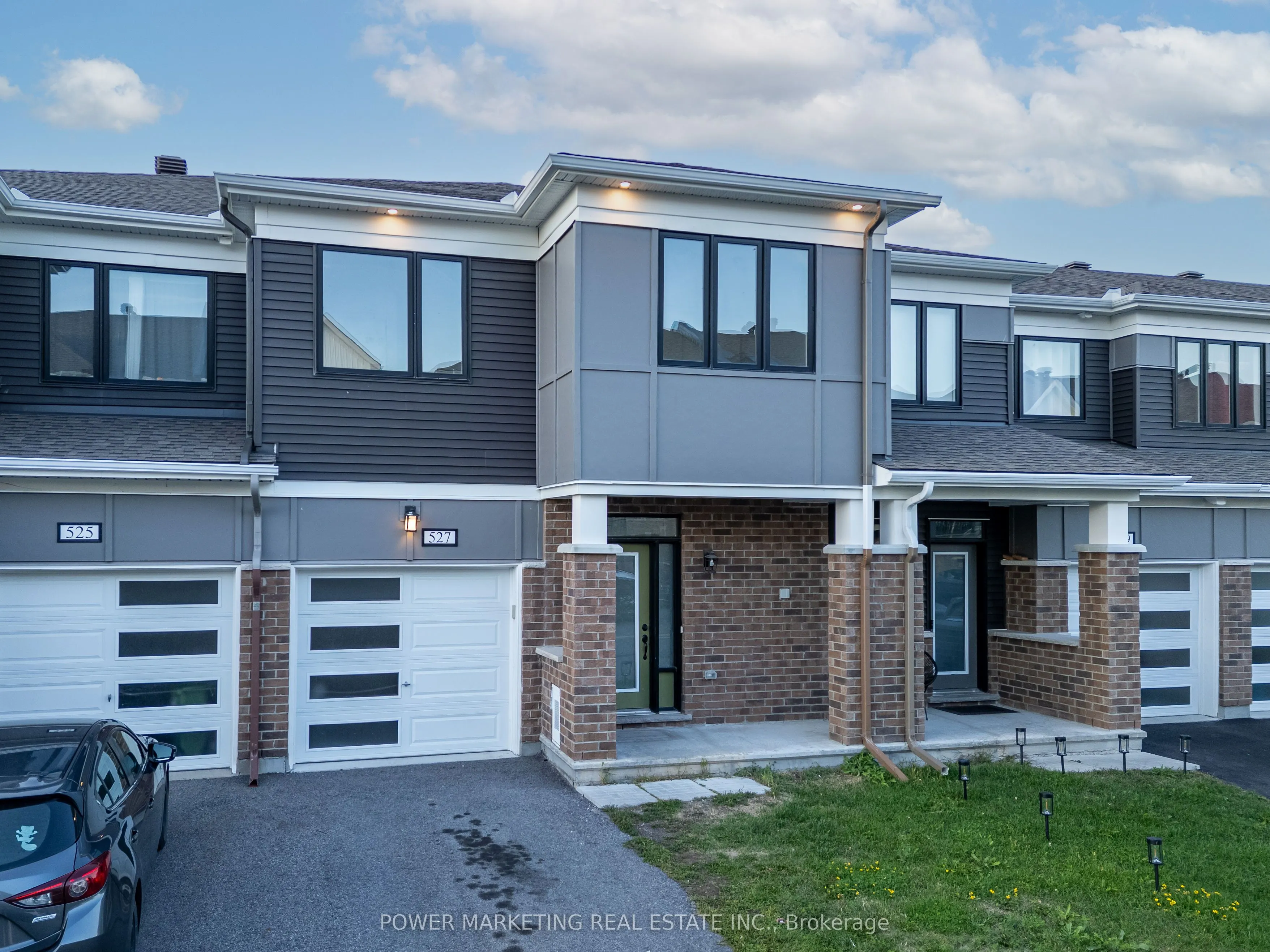 527 Catleaf Row