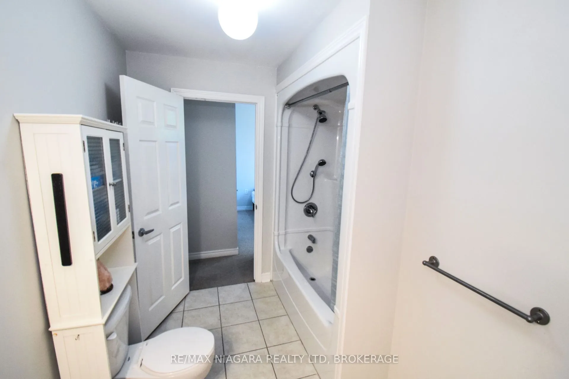 6365 DRUMMOND Road, #114