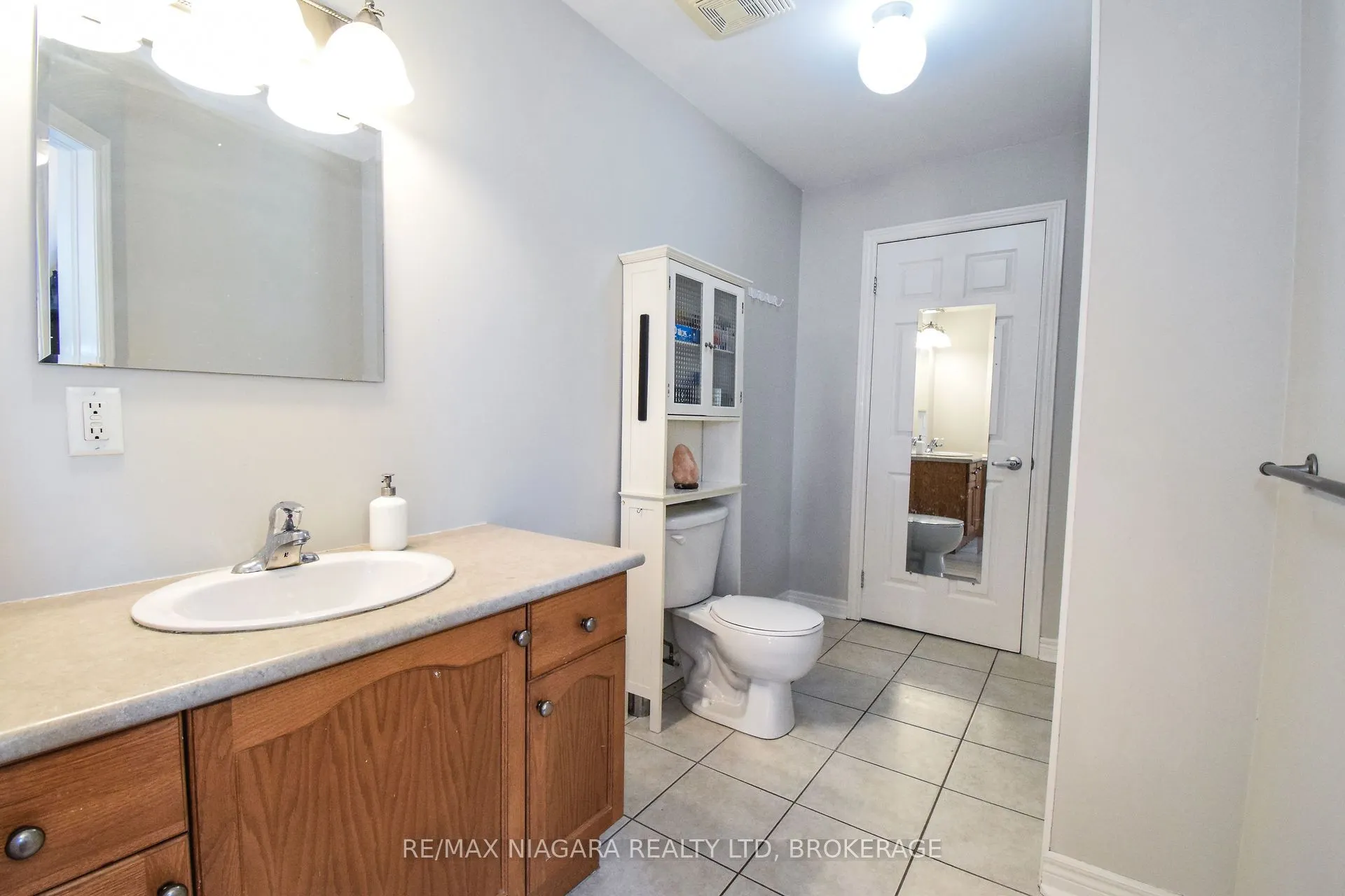 6365 DRUMMOND Road, #114