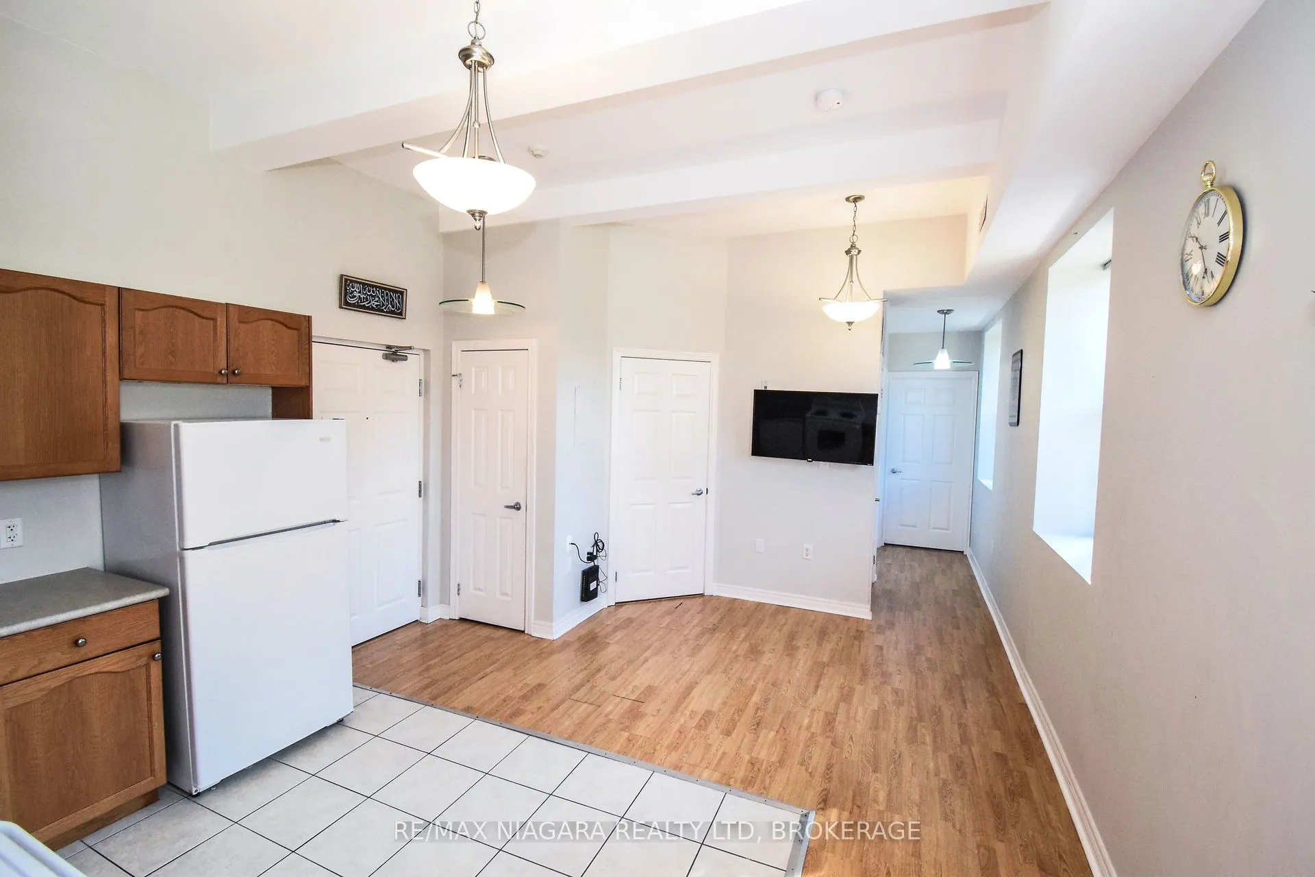 6365 DRUMMOND Road, #114