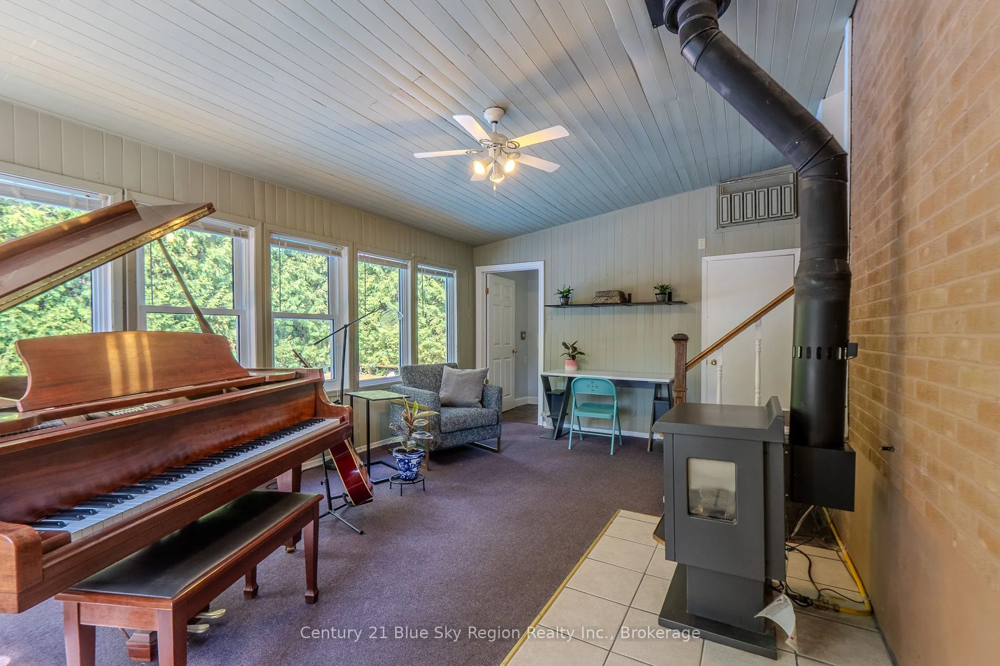 62 Strathcona Drive