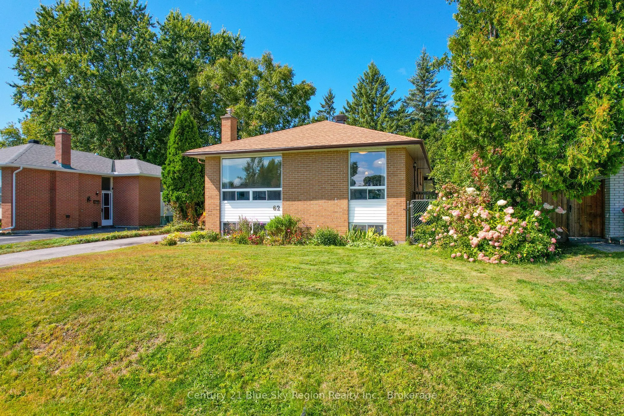 62 Strathcona Drive