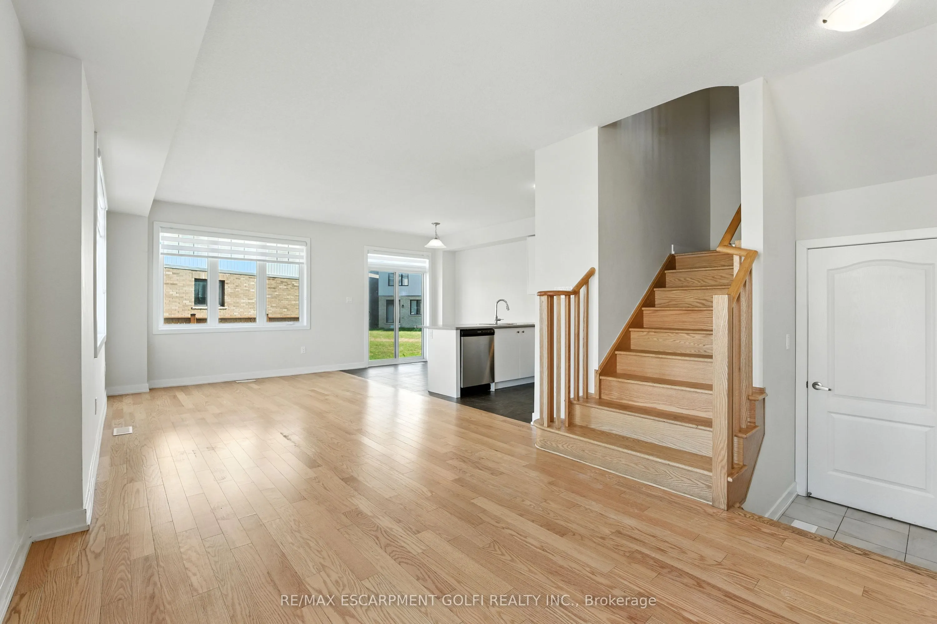 58 KEELSON Street
