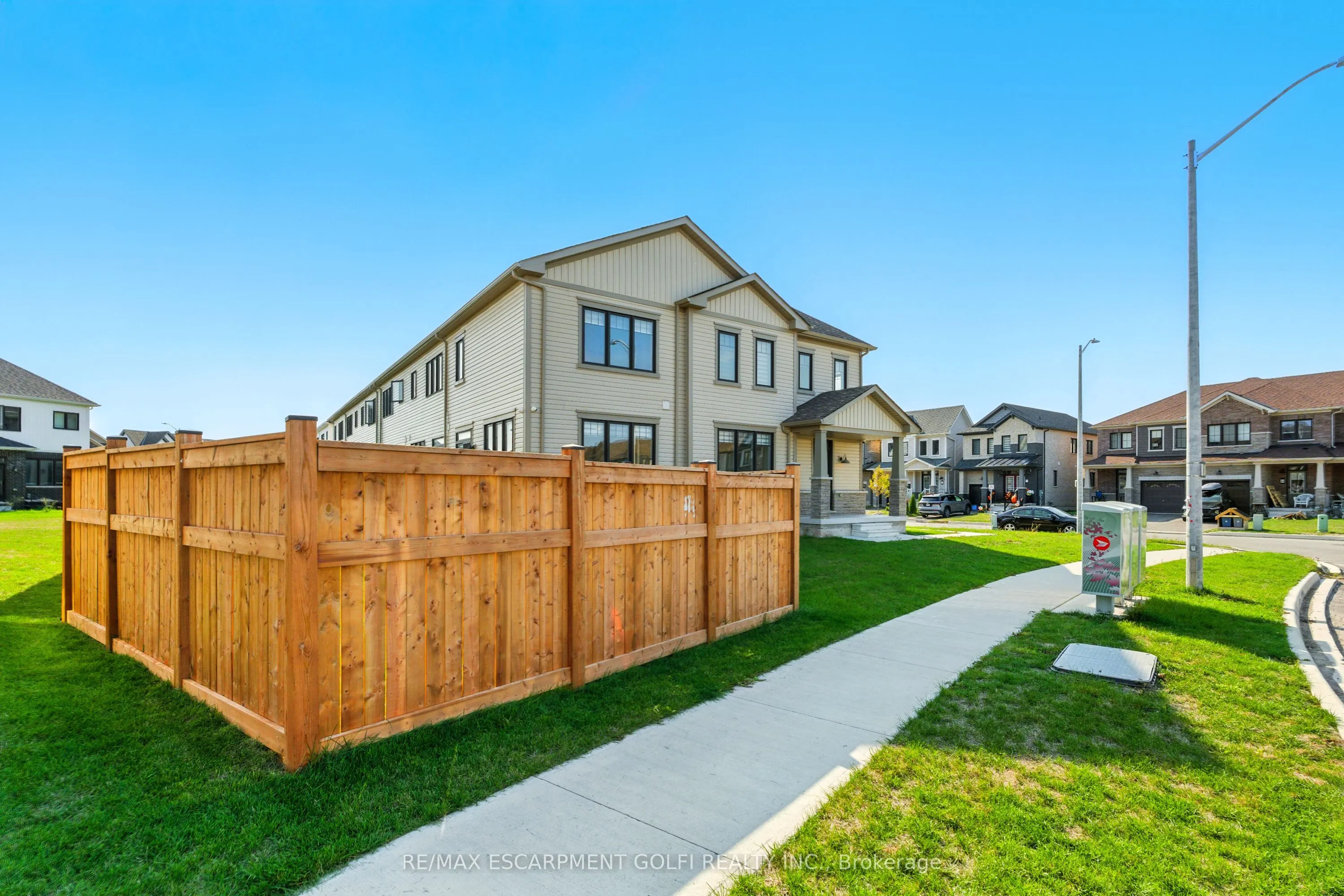 58 KEELSON Street