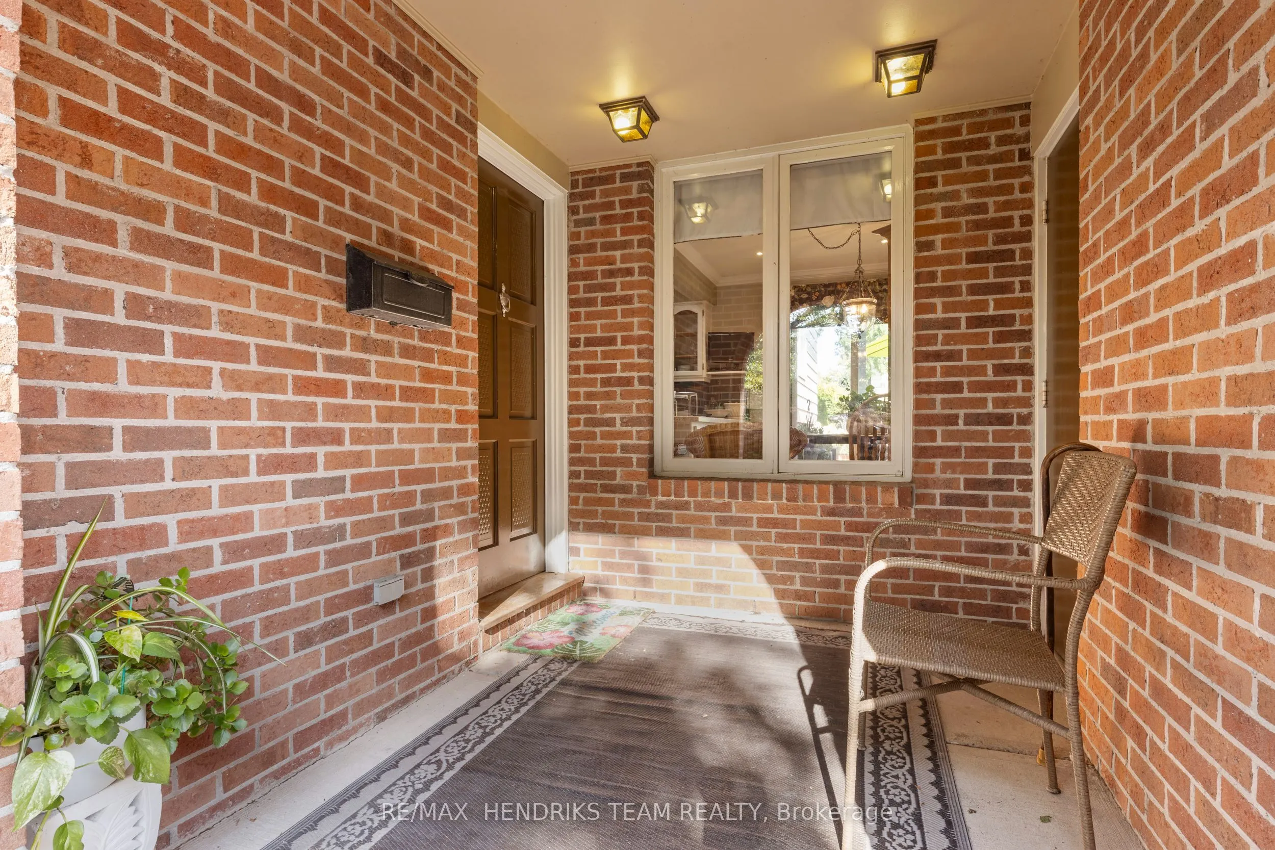 704 Vine Street