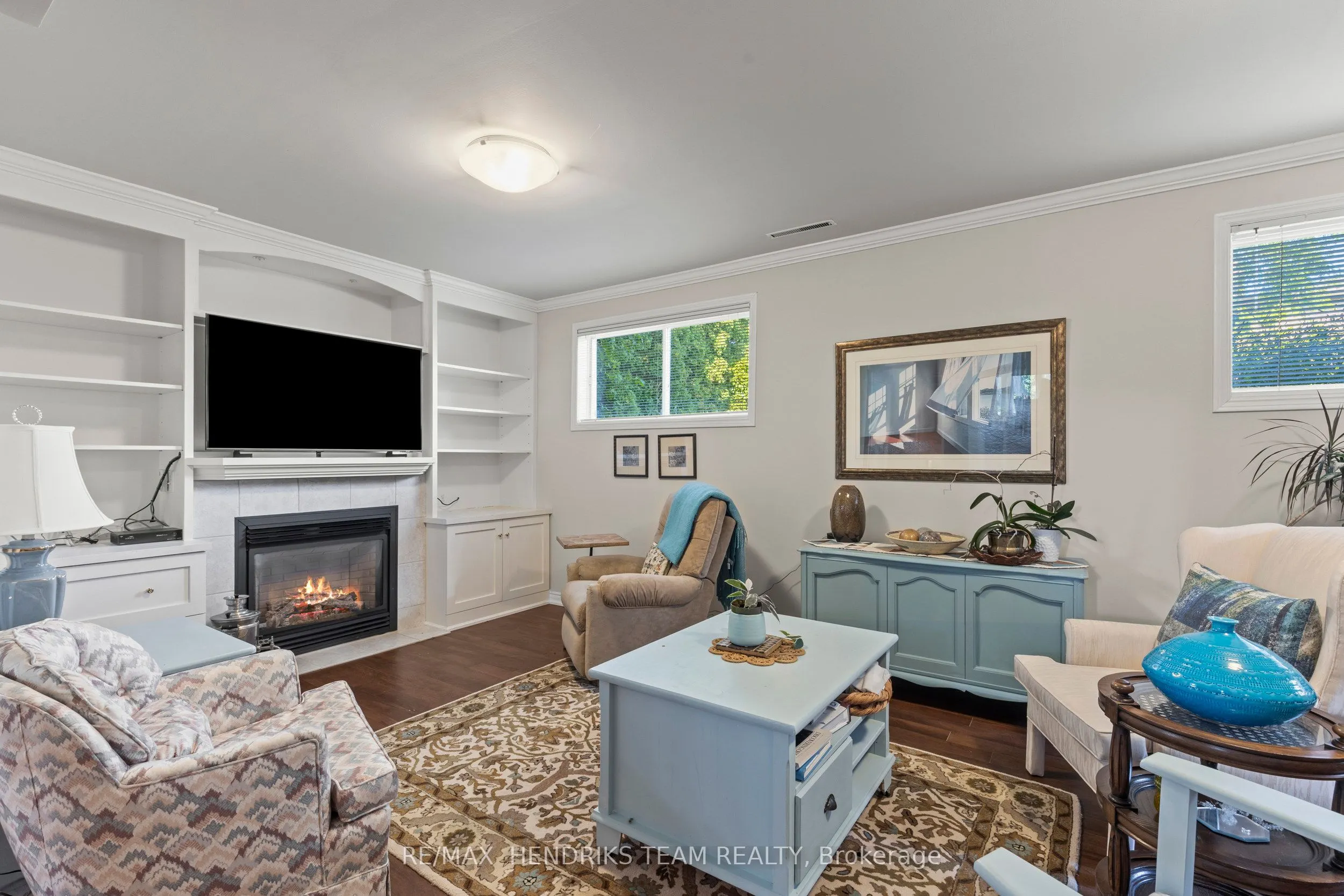 704 Vine Street