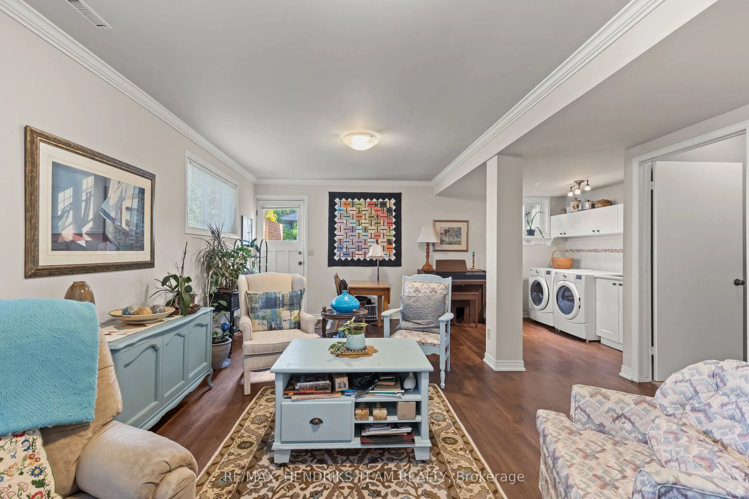 704 Vine Street