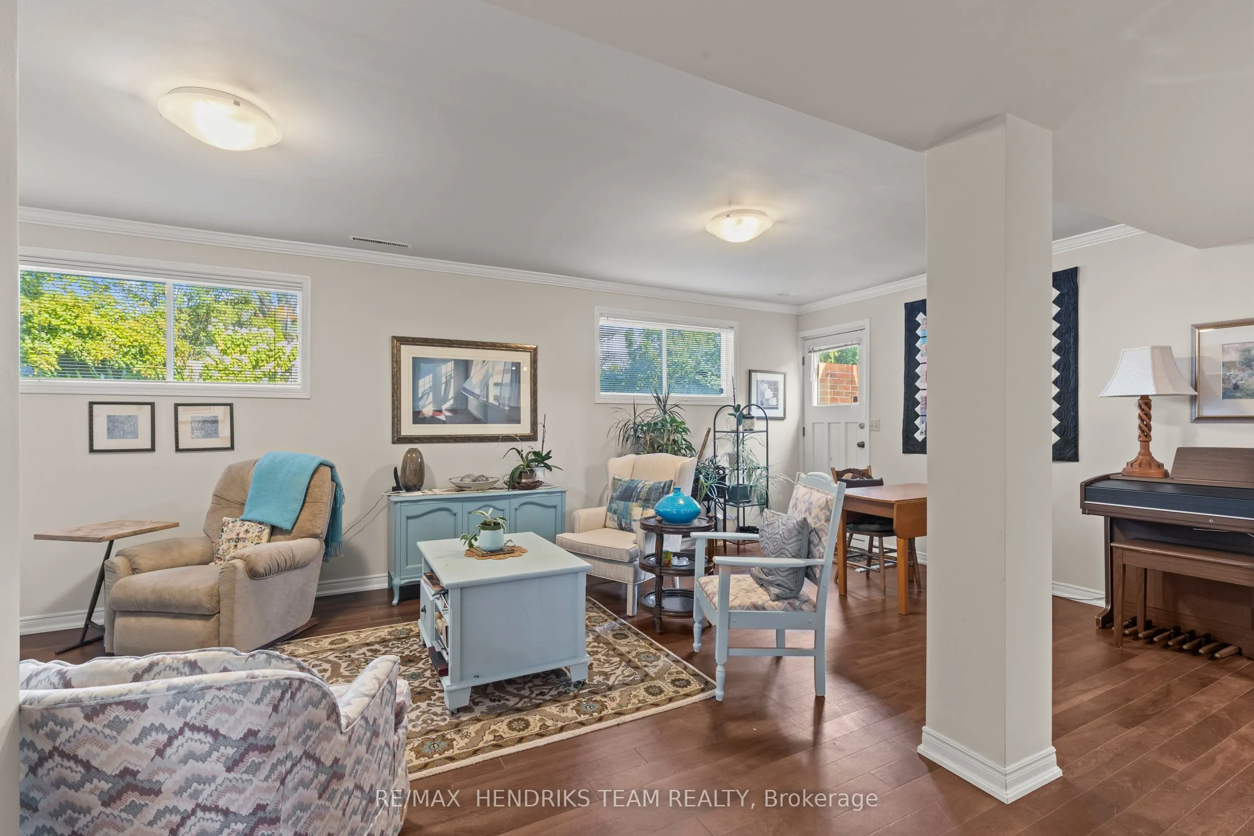 704 Vine Street