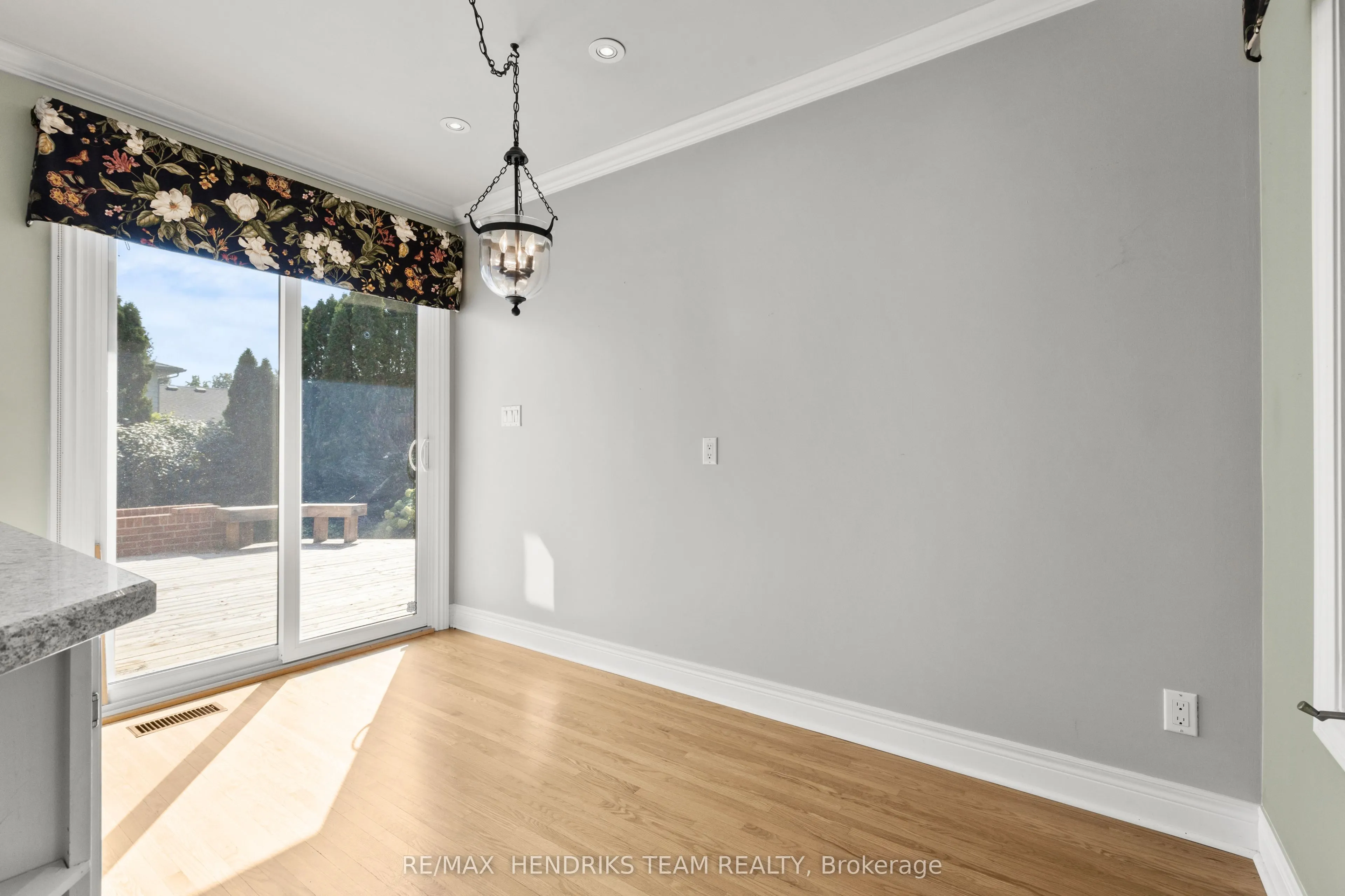 704 Vine Street