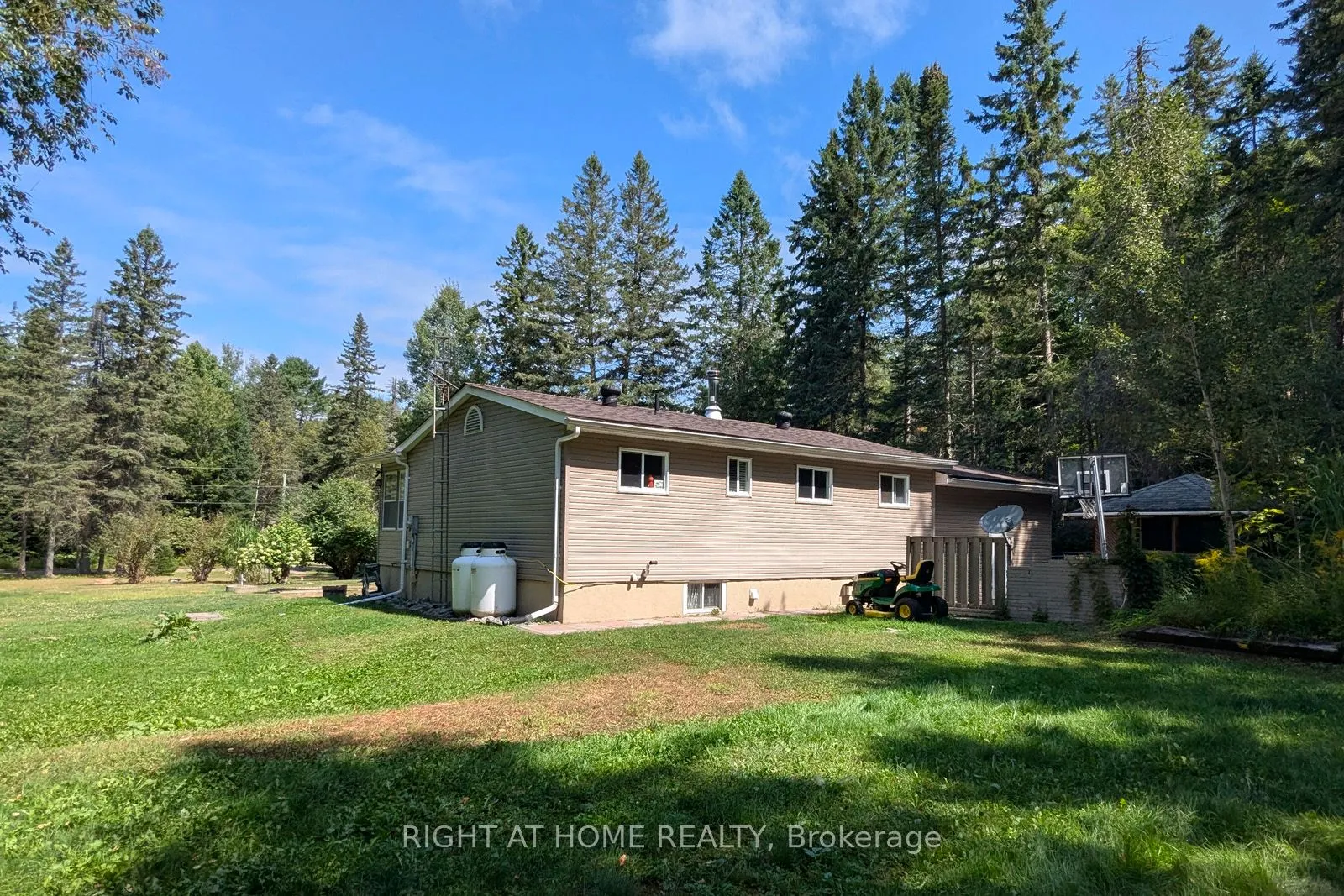 524 BALSAM CHUTES Road