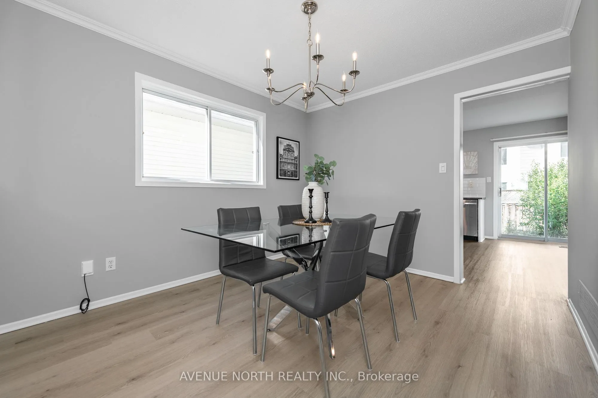 2 CHICKASAW Crescent