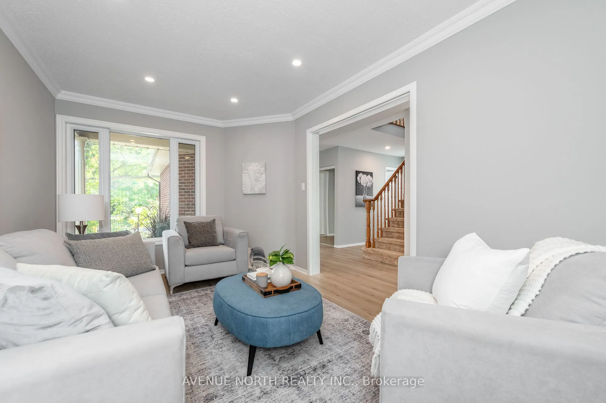 2 CHICKASAW Crescent