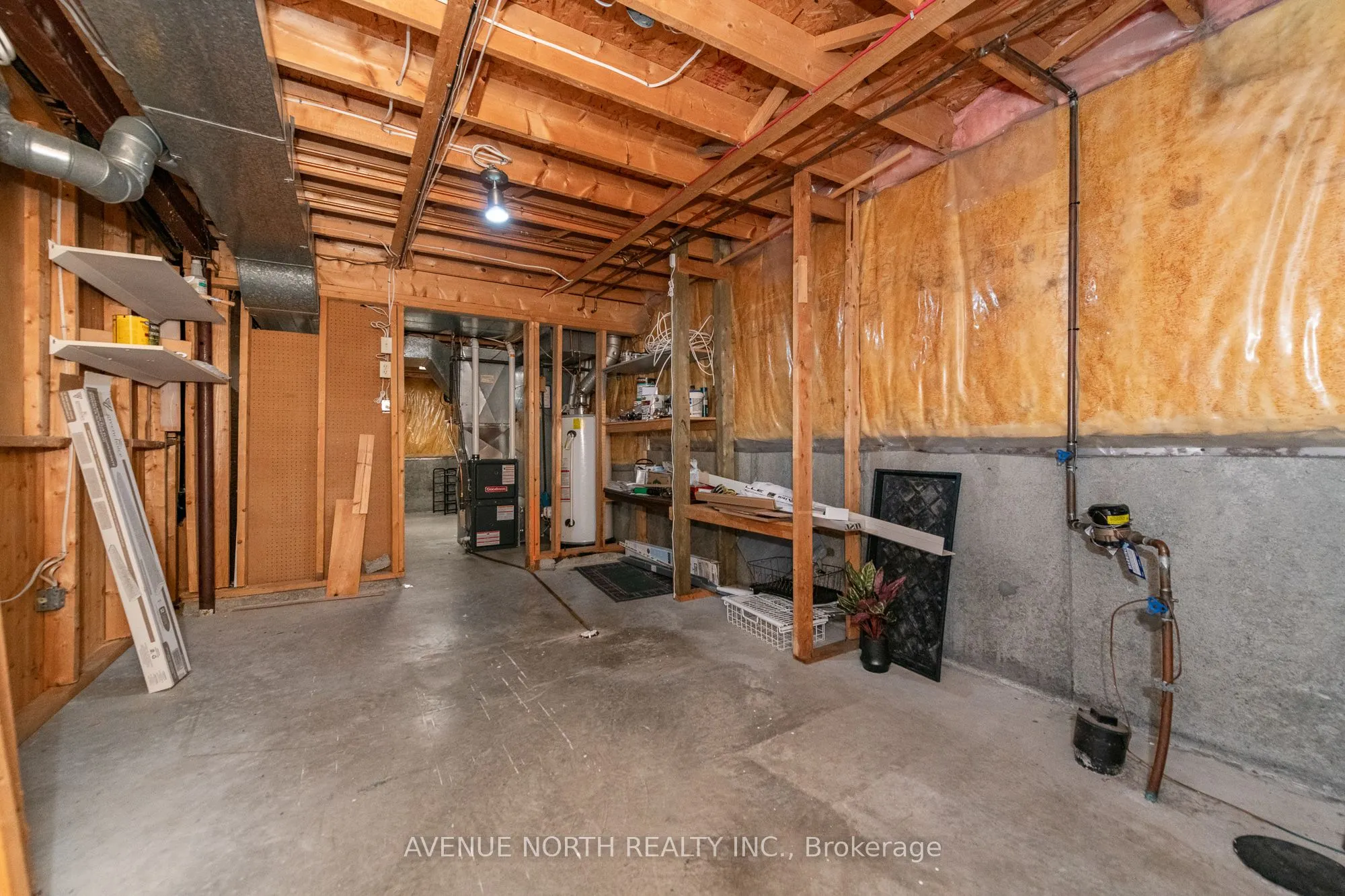 2 CHICKASAW Crescent