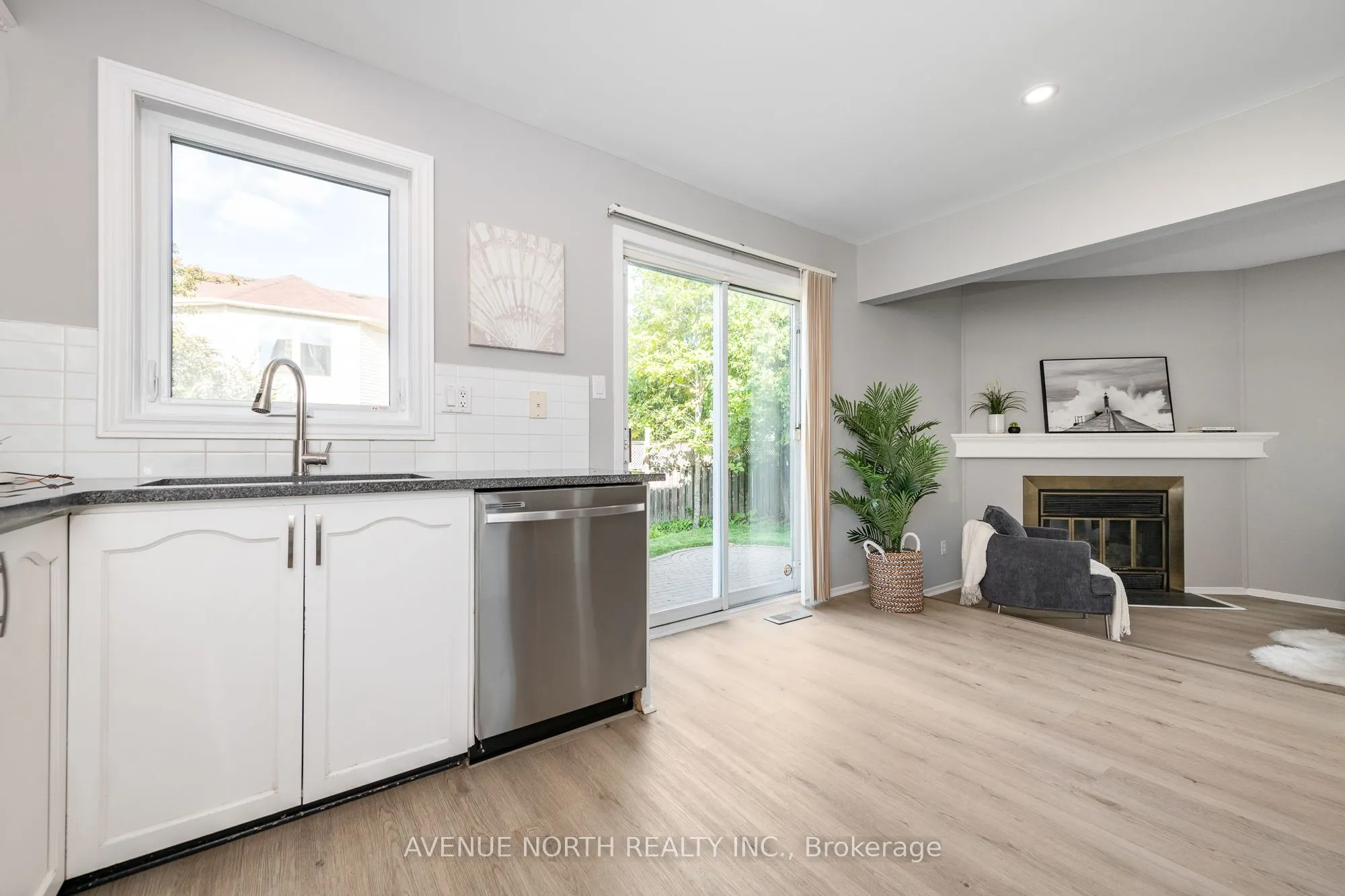 2 CHICKASAW Crescent