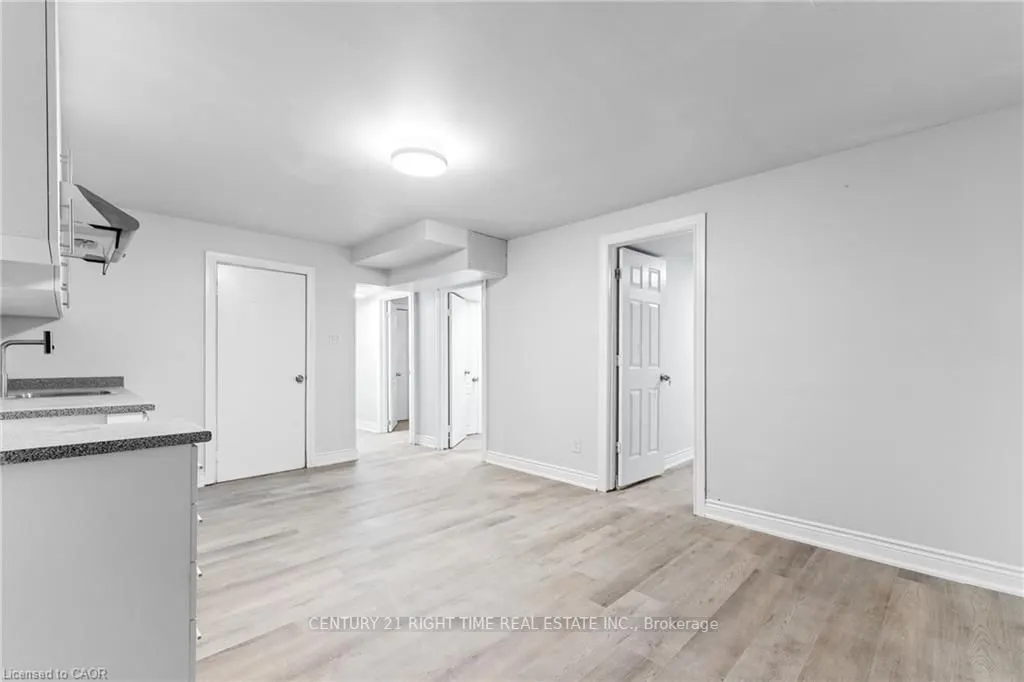 366 Dale Crescent