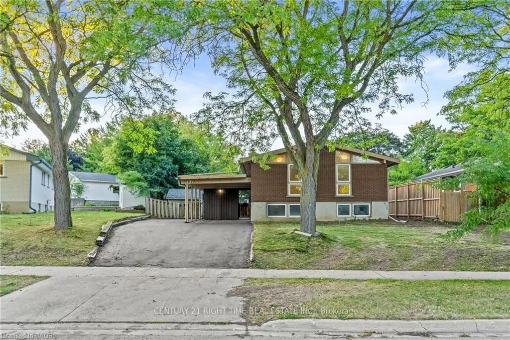 366 Dale Crescent