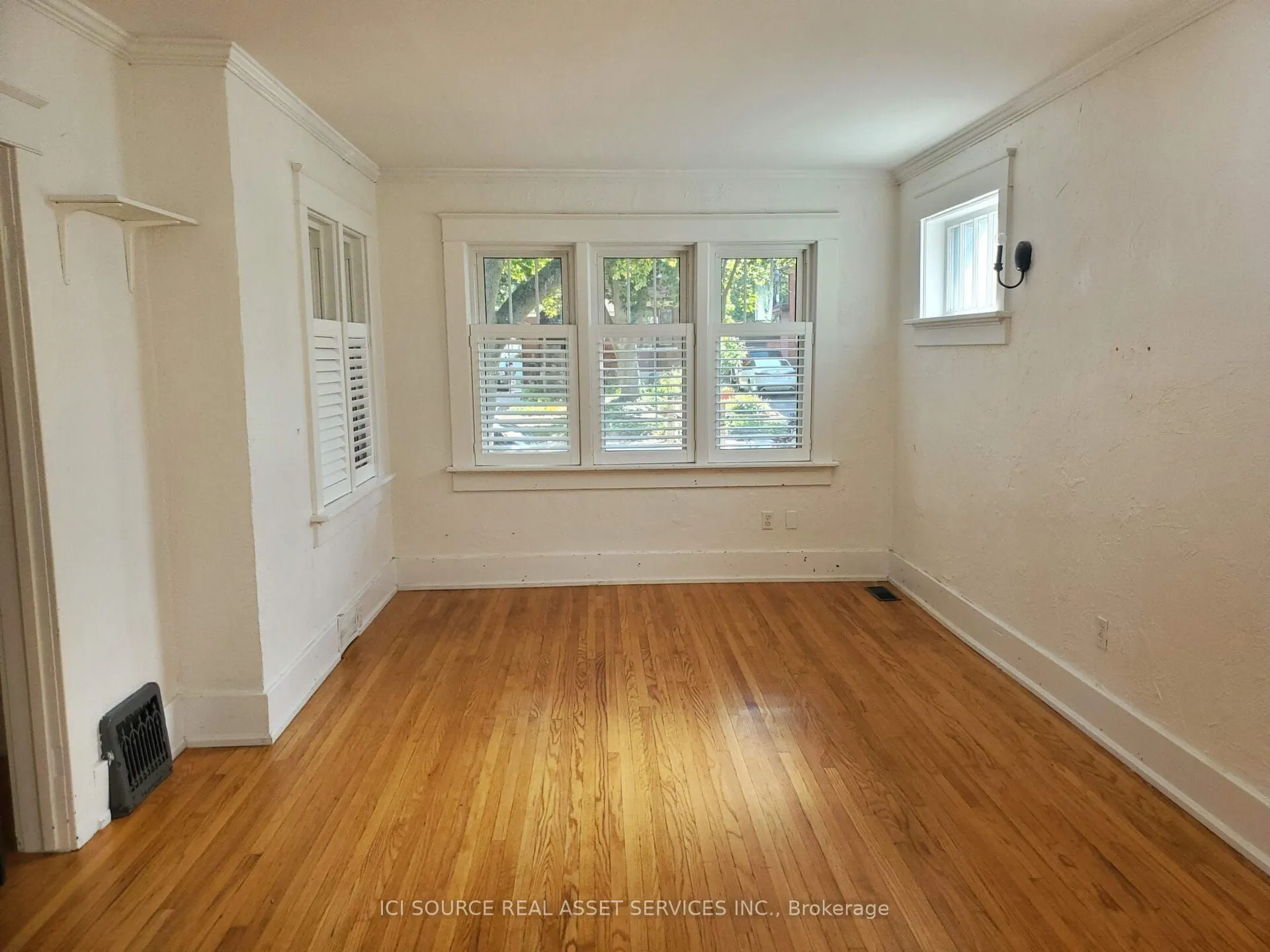 120 Homewood Avenue