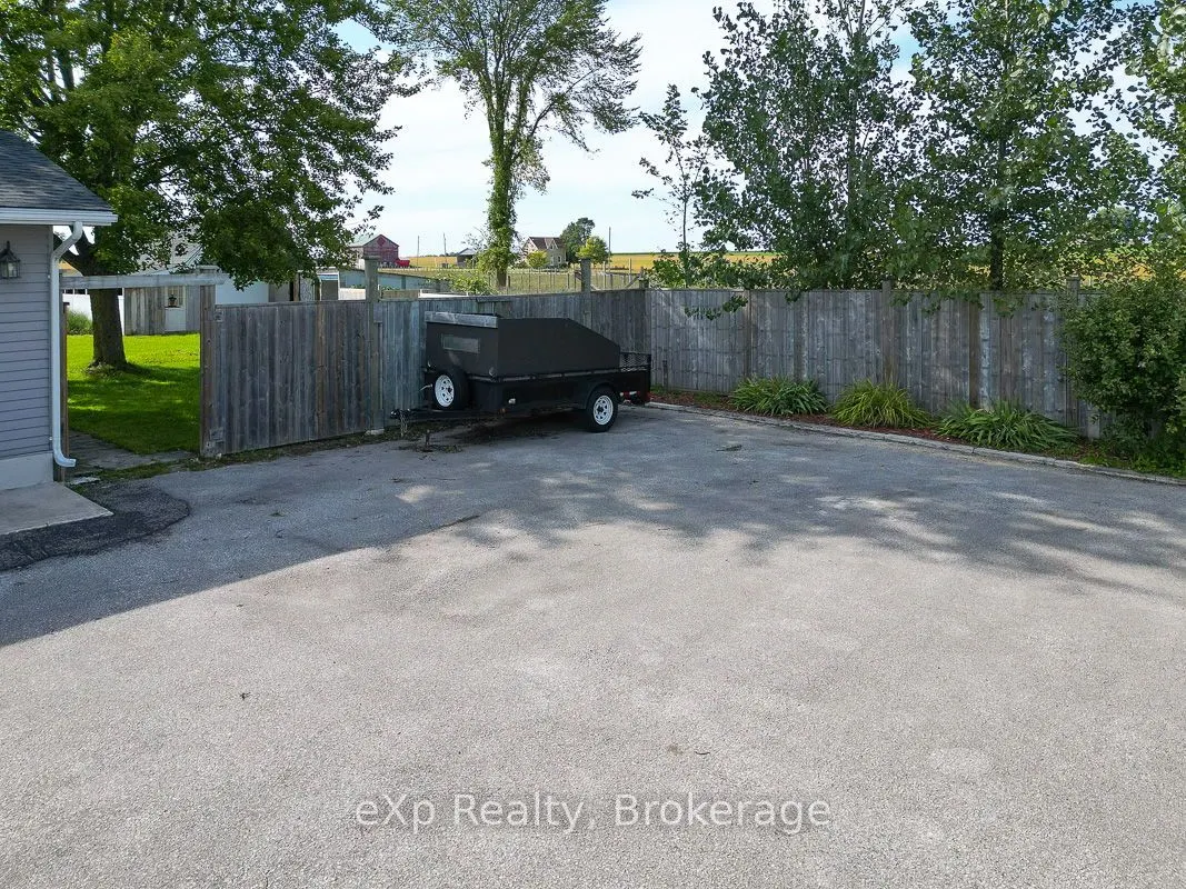 3595 Bruce Road 3