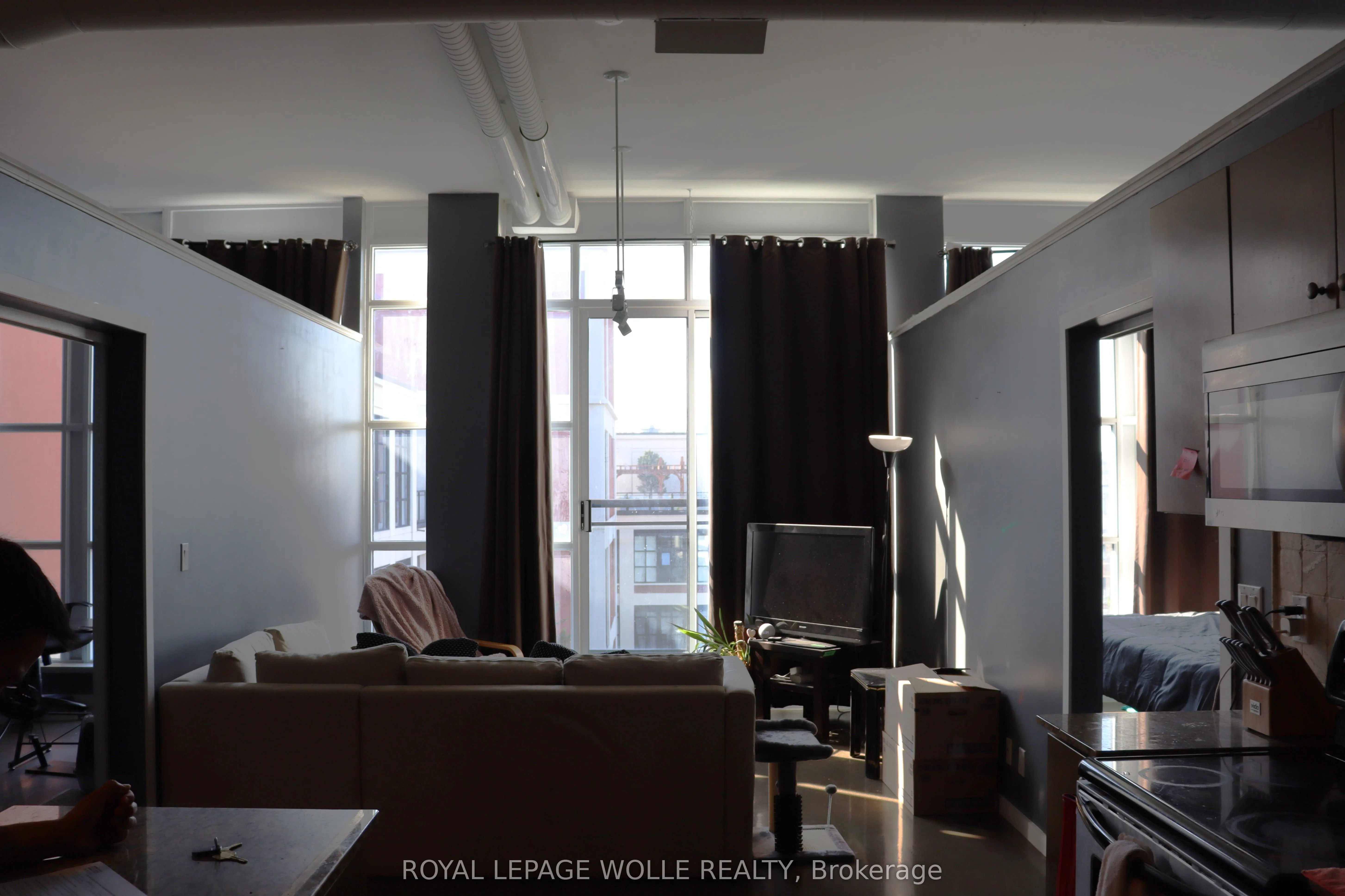 404 King Street W, #620