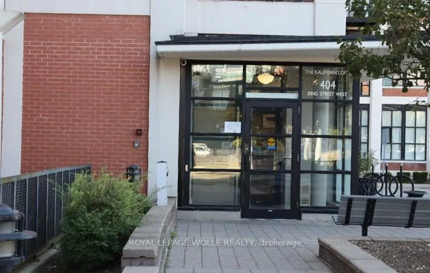 404 King Street W, #620