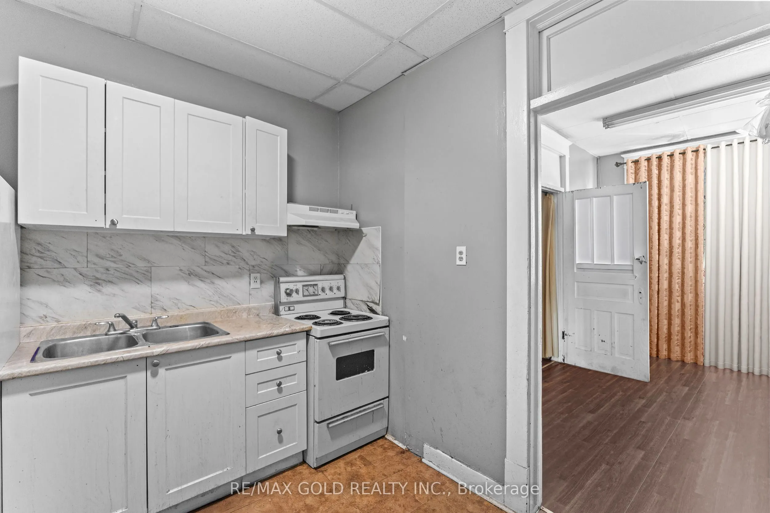 5899 MAIN Street