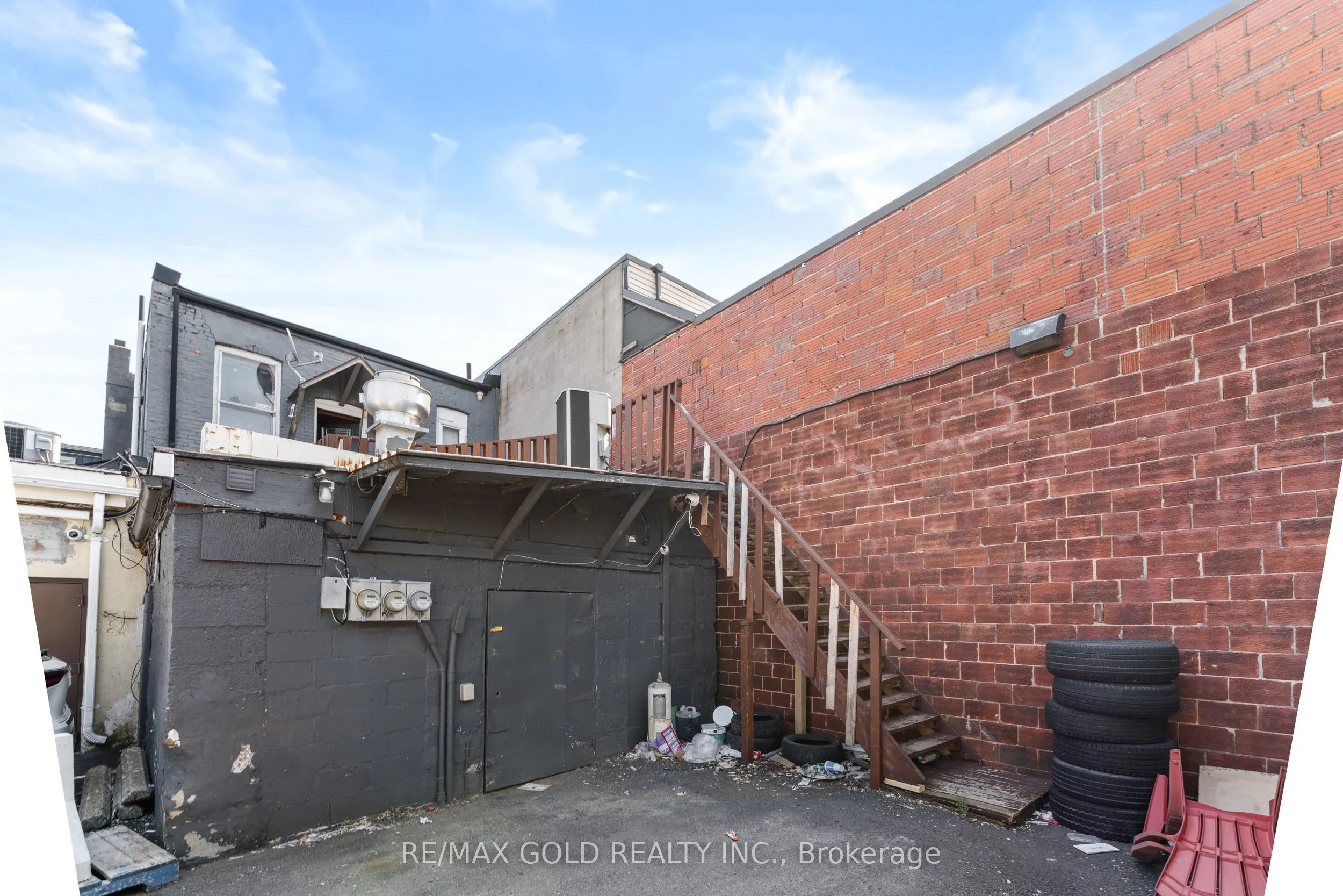5899 MAIN Street