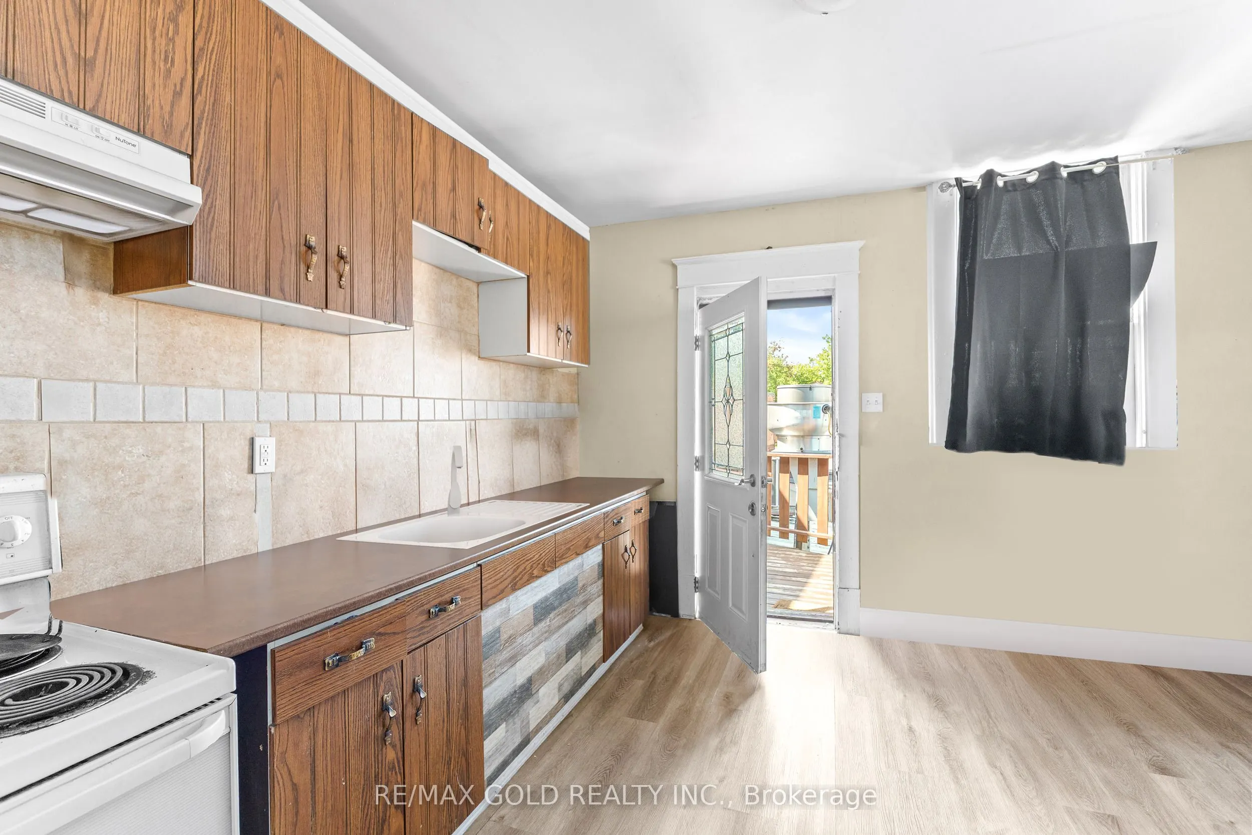 5899 MAIN Street