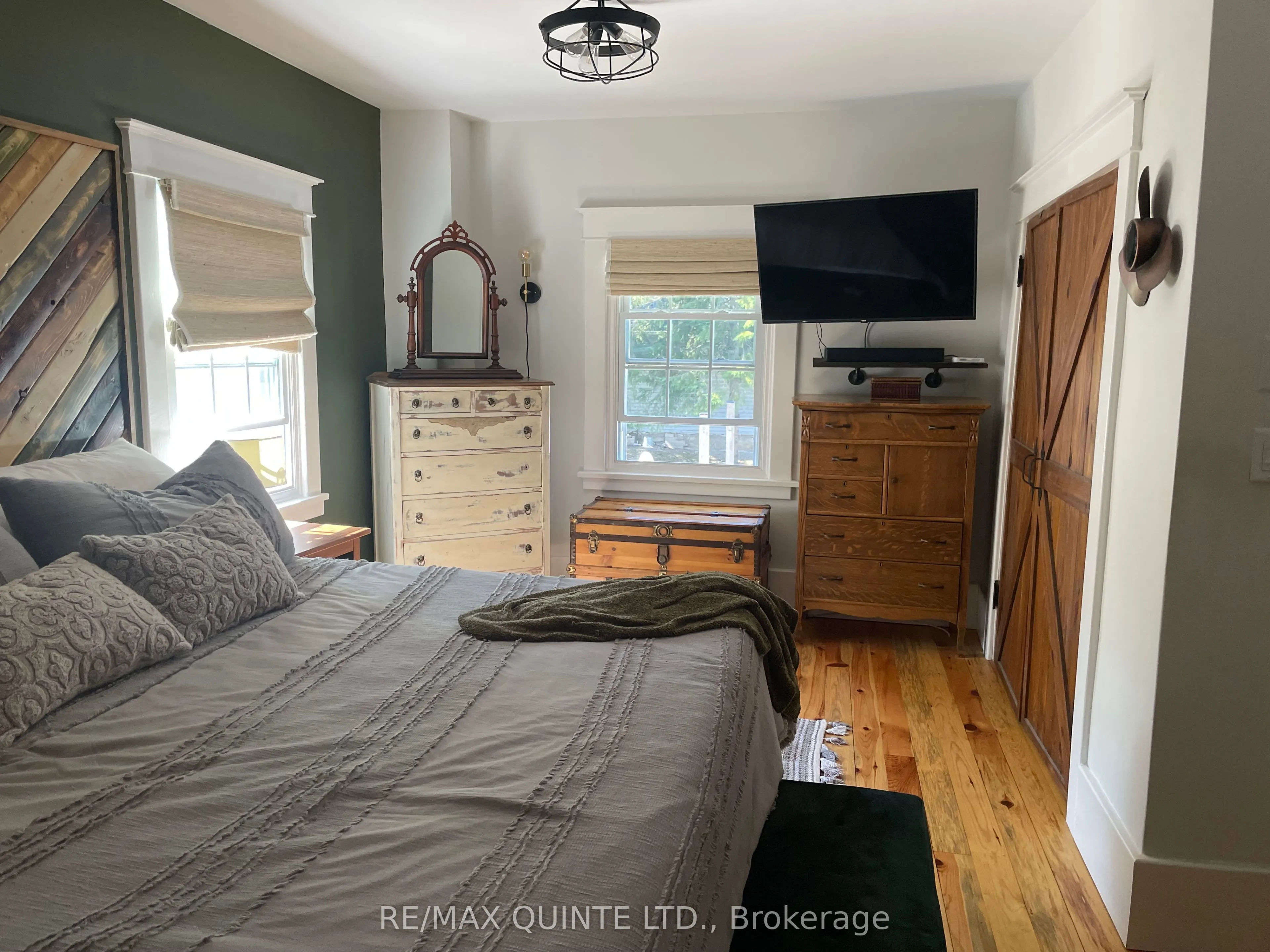 71 Trent Street N