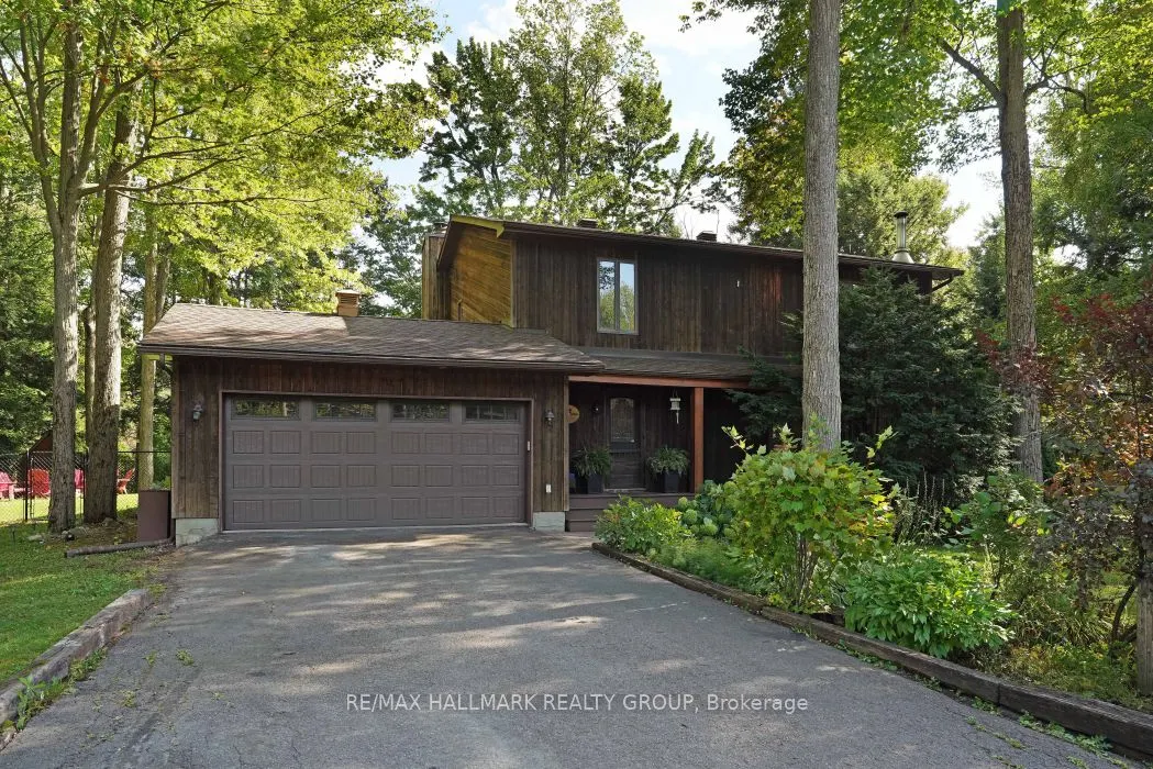 5498 Edgewater Drive