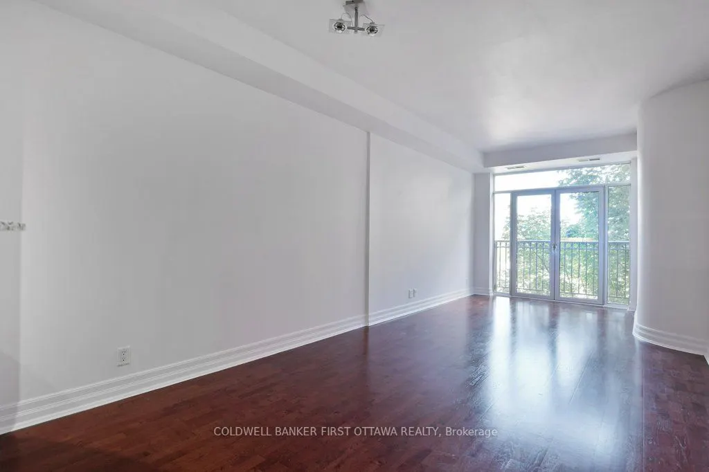 320 Mcleod Street, #307