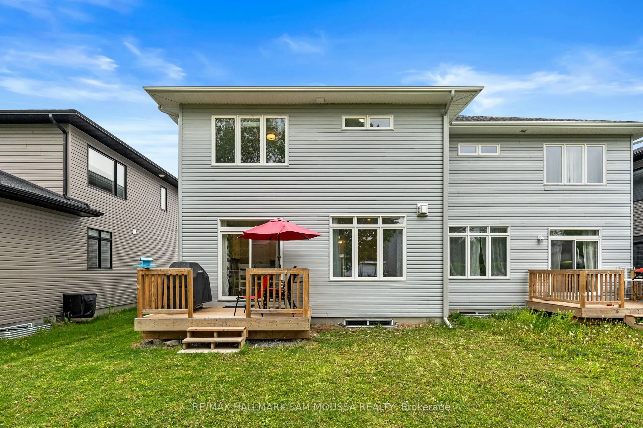 33 Mac Beattie Drive
