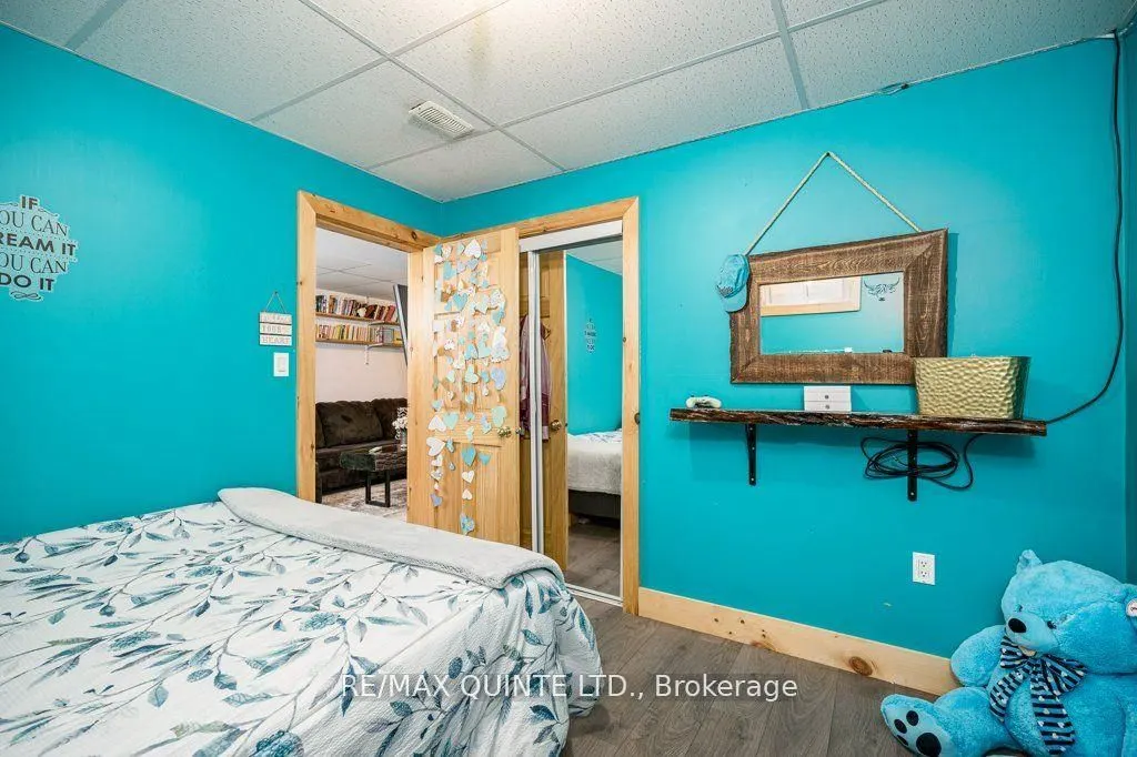 348 River Street W