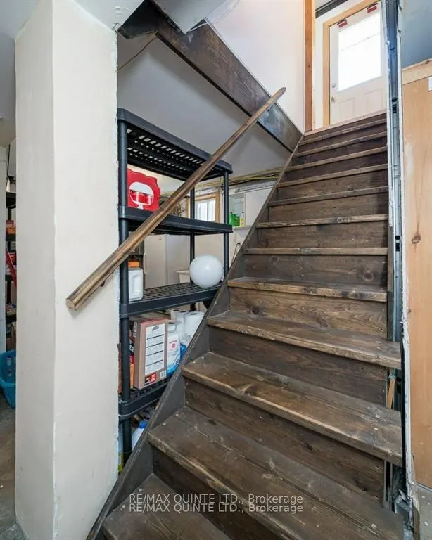 348 River Street W