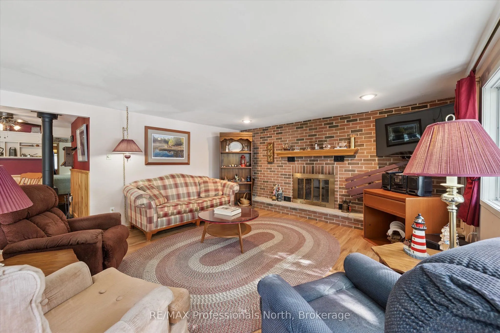 166 Lakeview Avenue