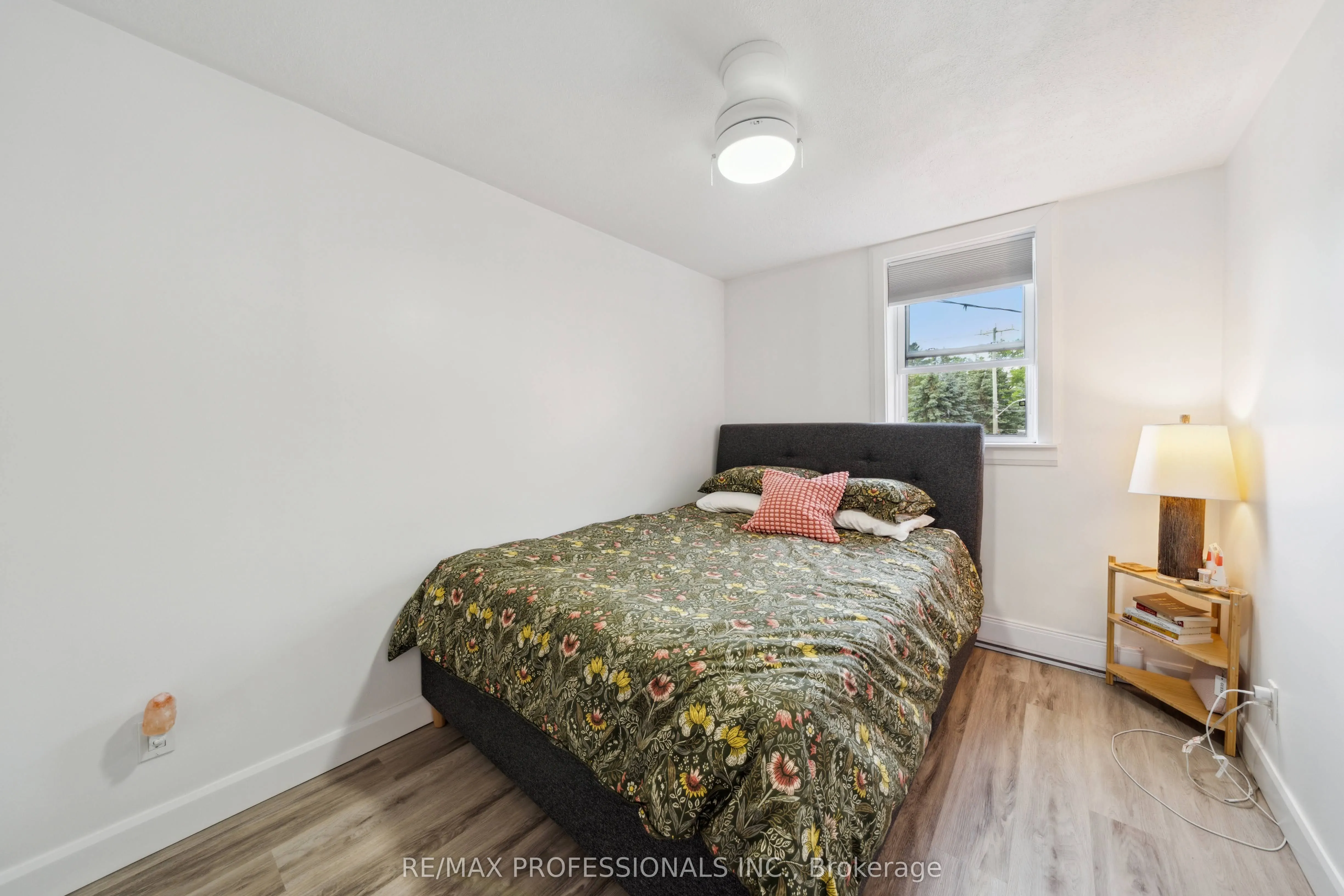 14 Manitoba Street, #6