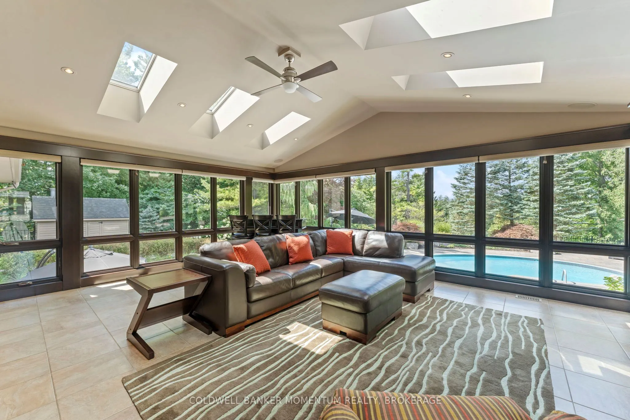 25 Sunset Drive