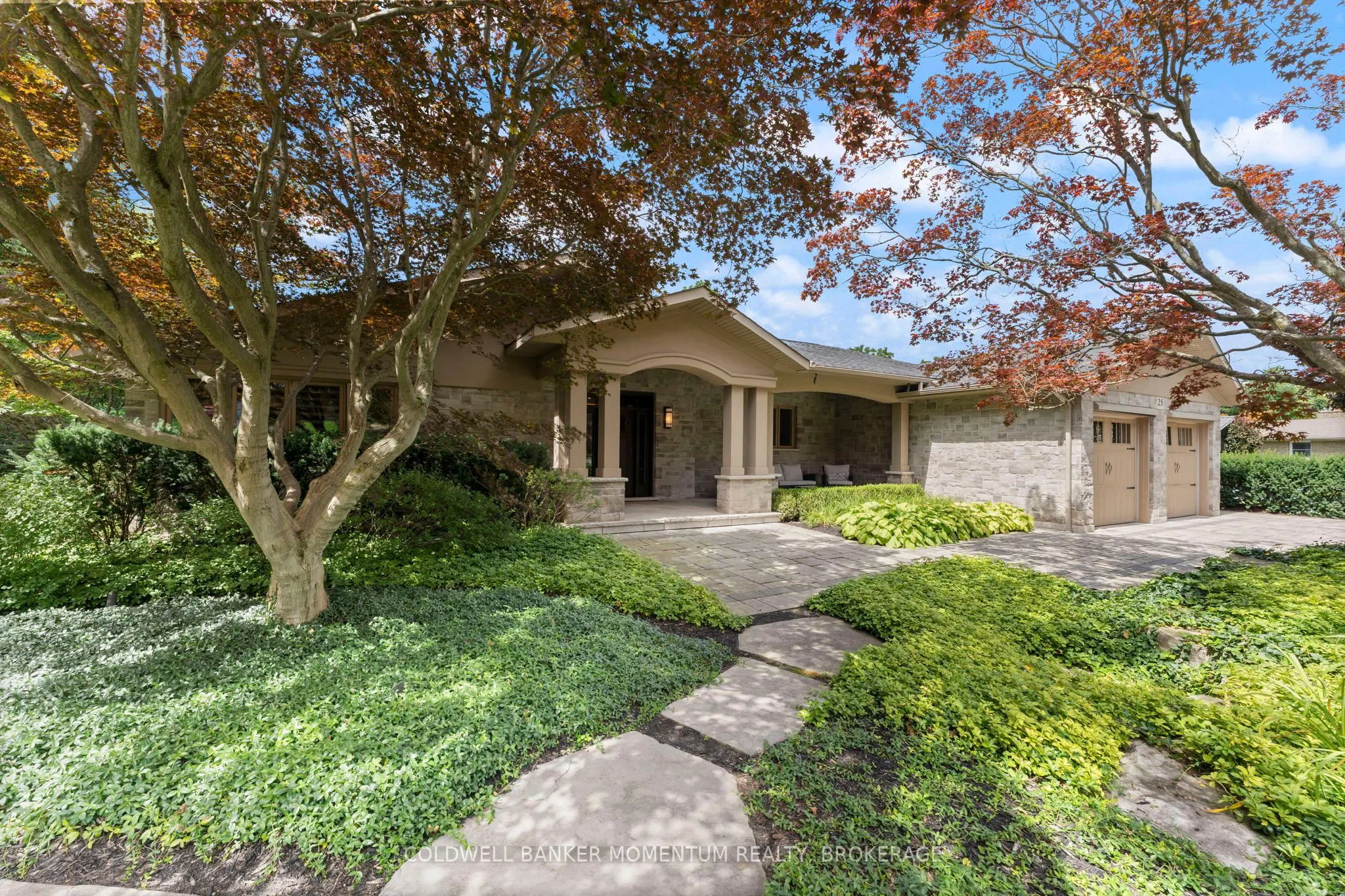 25 Sunset Drive