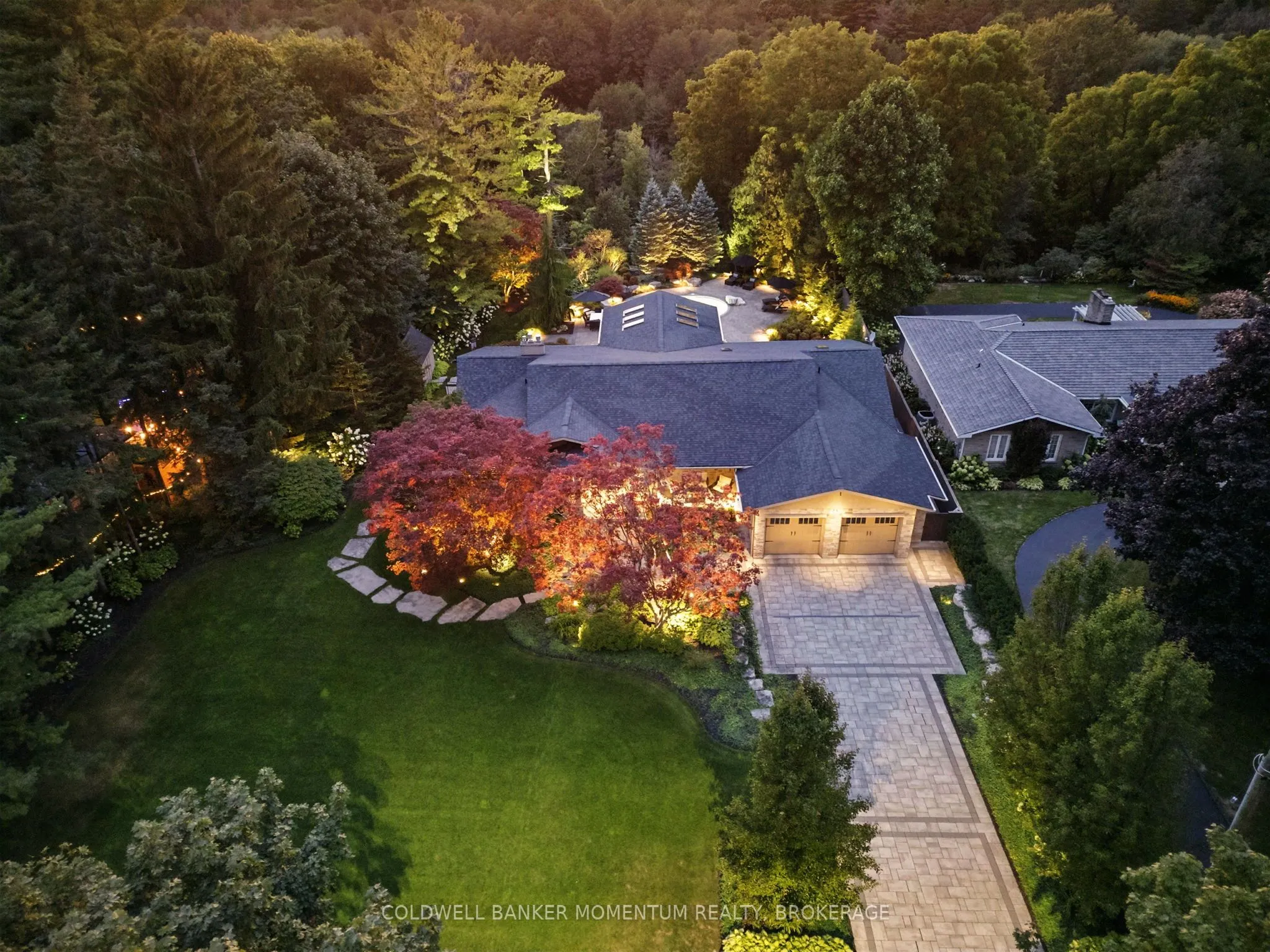 25 Sunset Drive