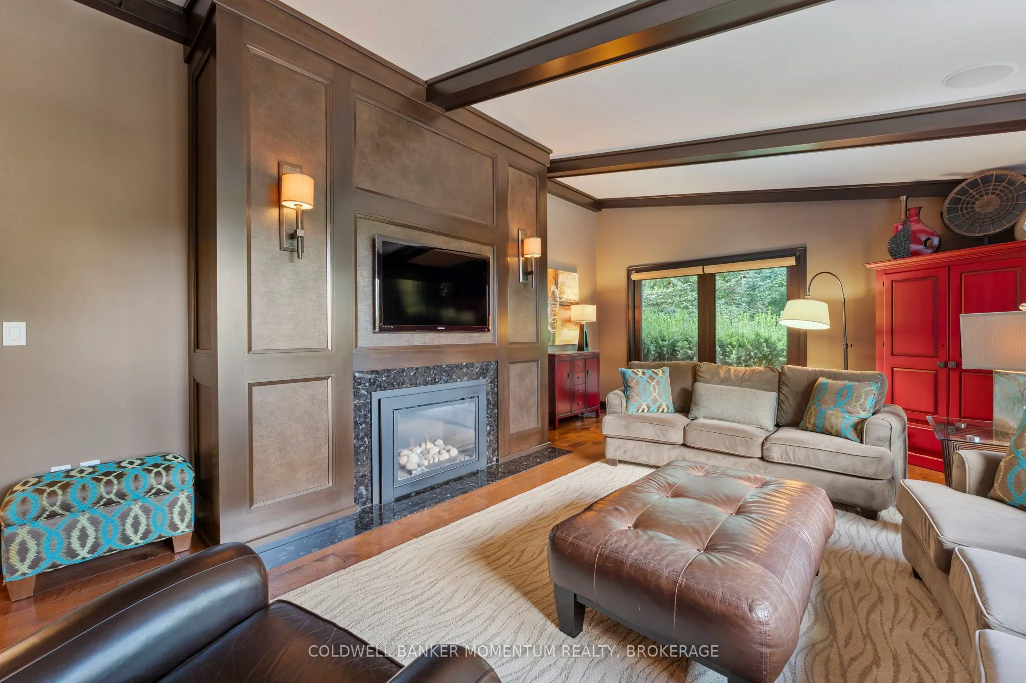 25 Sunset Drive