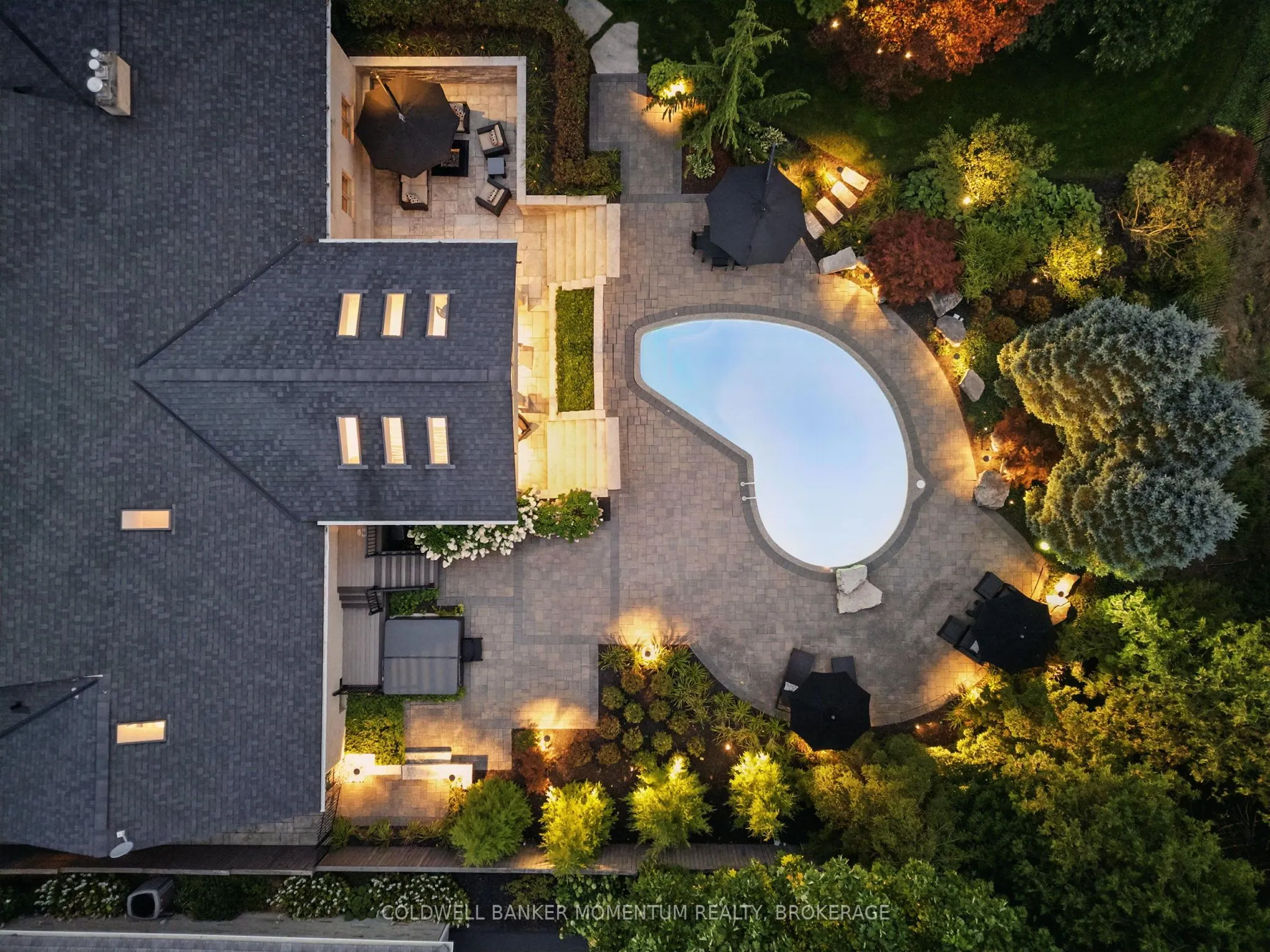 25 Sunset Drive