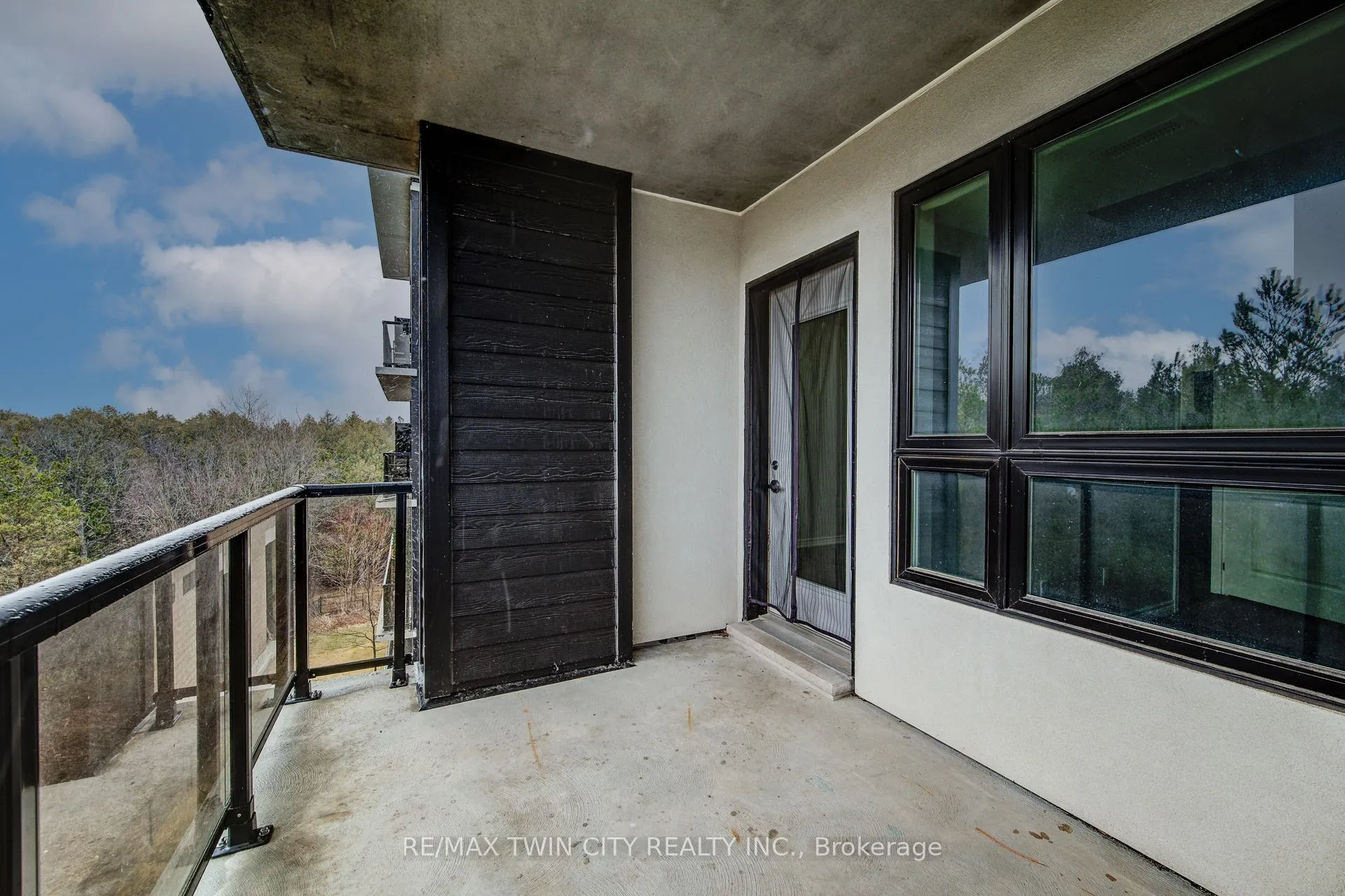 1284 Gordon Street, #306