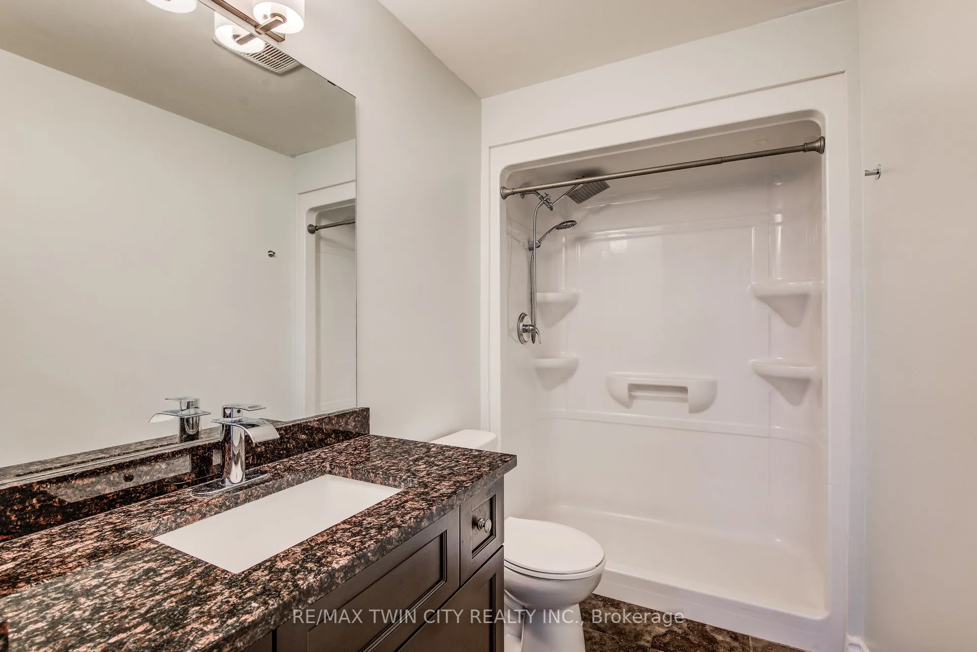 1284 Gordon Street, #306