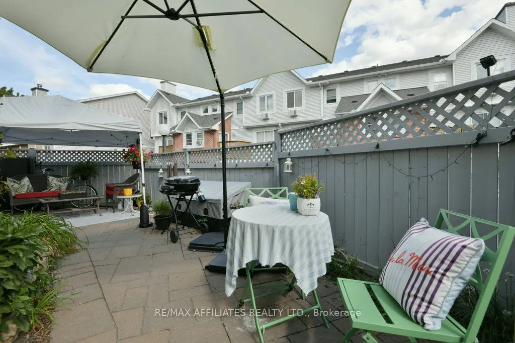 355 Mullett Street, #3