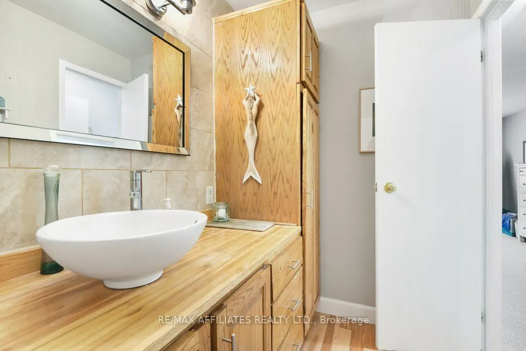 355 Mullett Street, #3