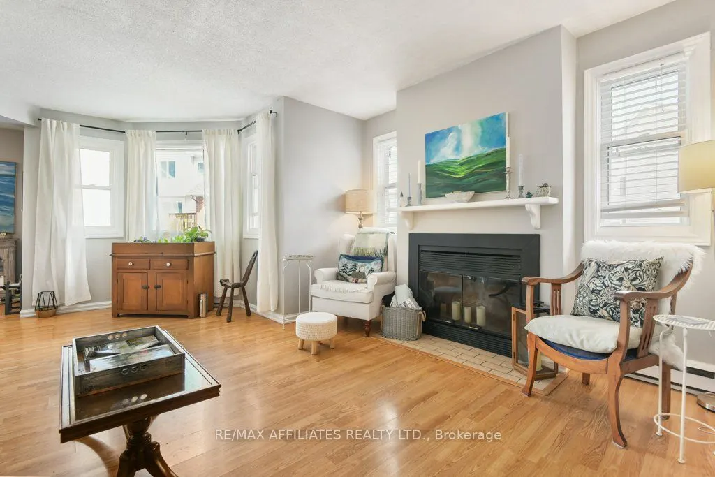 355 Mullett Street, #3