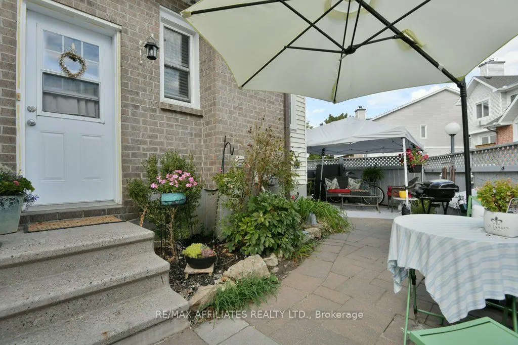 355 Mullett Street, #3