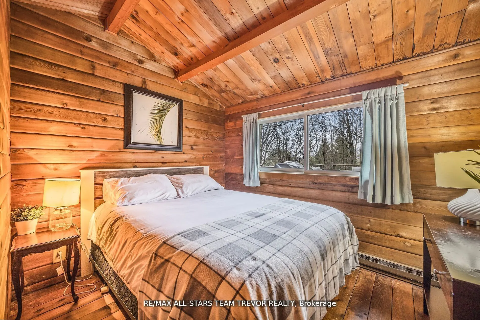 143 Chalet Crescent