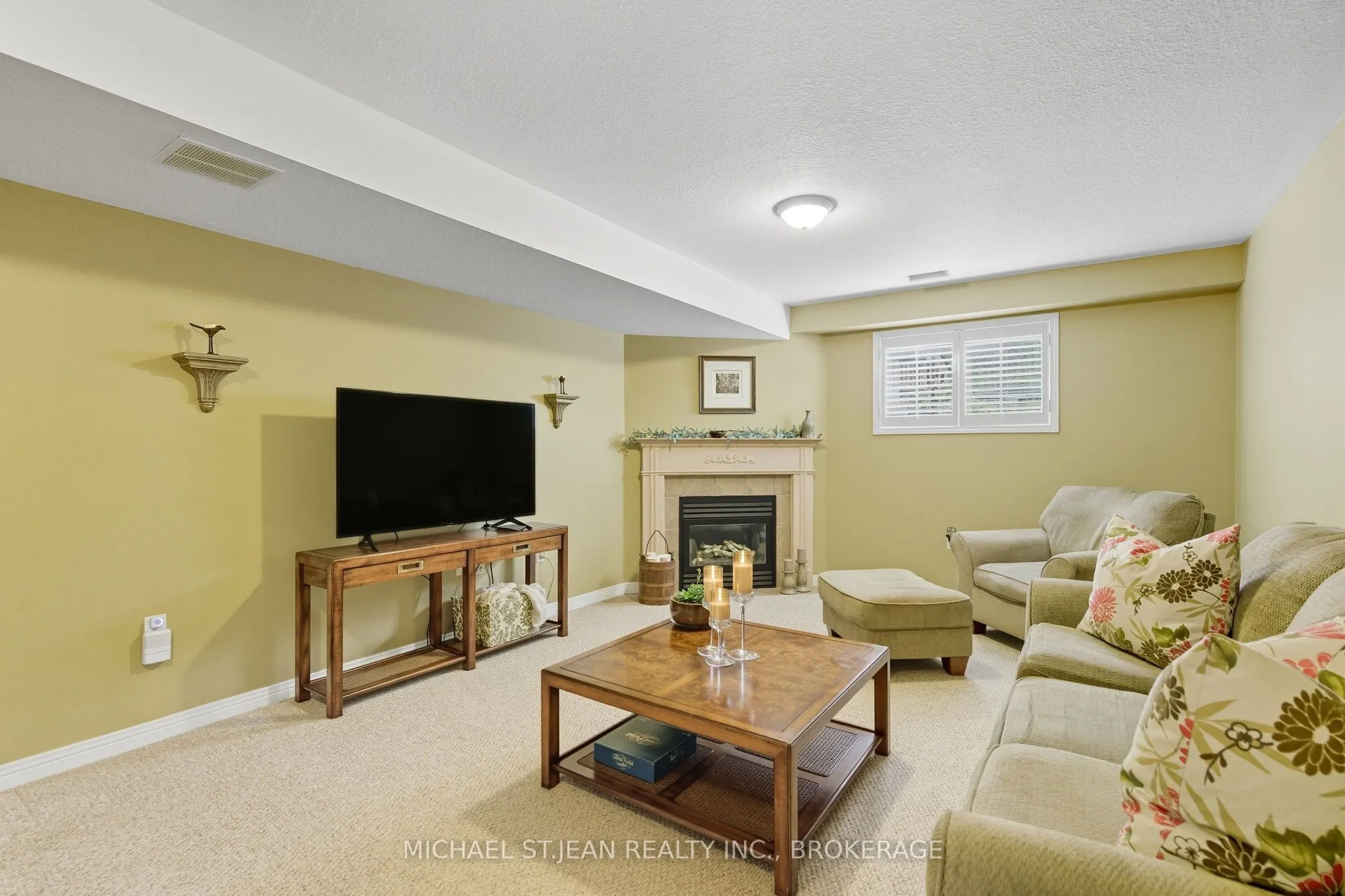 20 Diamond Court